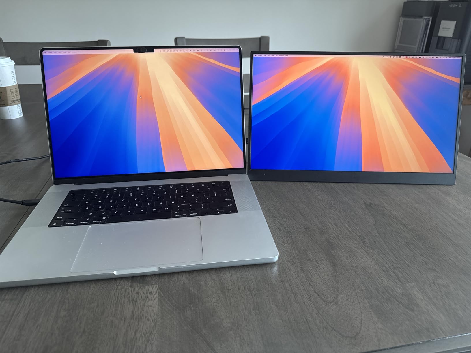 UPERFECT Portable Monitor 4K 120HZ QLED 17.3