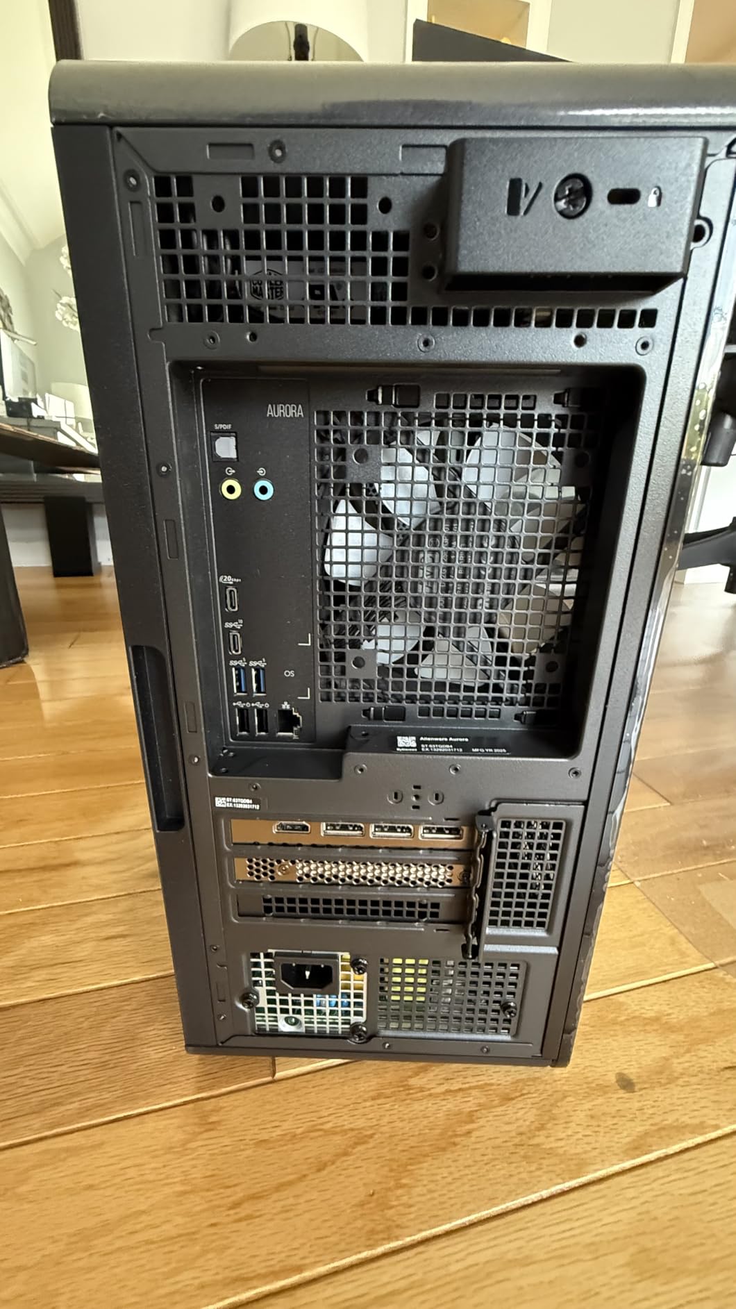 Alienware Aurora Gaming Desktop ACT1250 - Intel Core Ultra 9 285 Processor, Liquid Cooled, NVIDIA GeForce RTX 5080, 32GB DDR5 RAM, 1TB SSD, 1000W Platinum Rated PSU, Win 11 Home - Clear Panel - Customer Photo 4