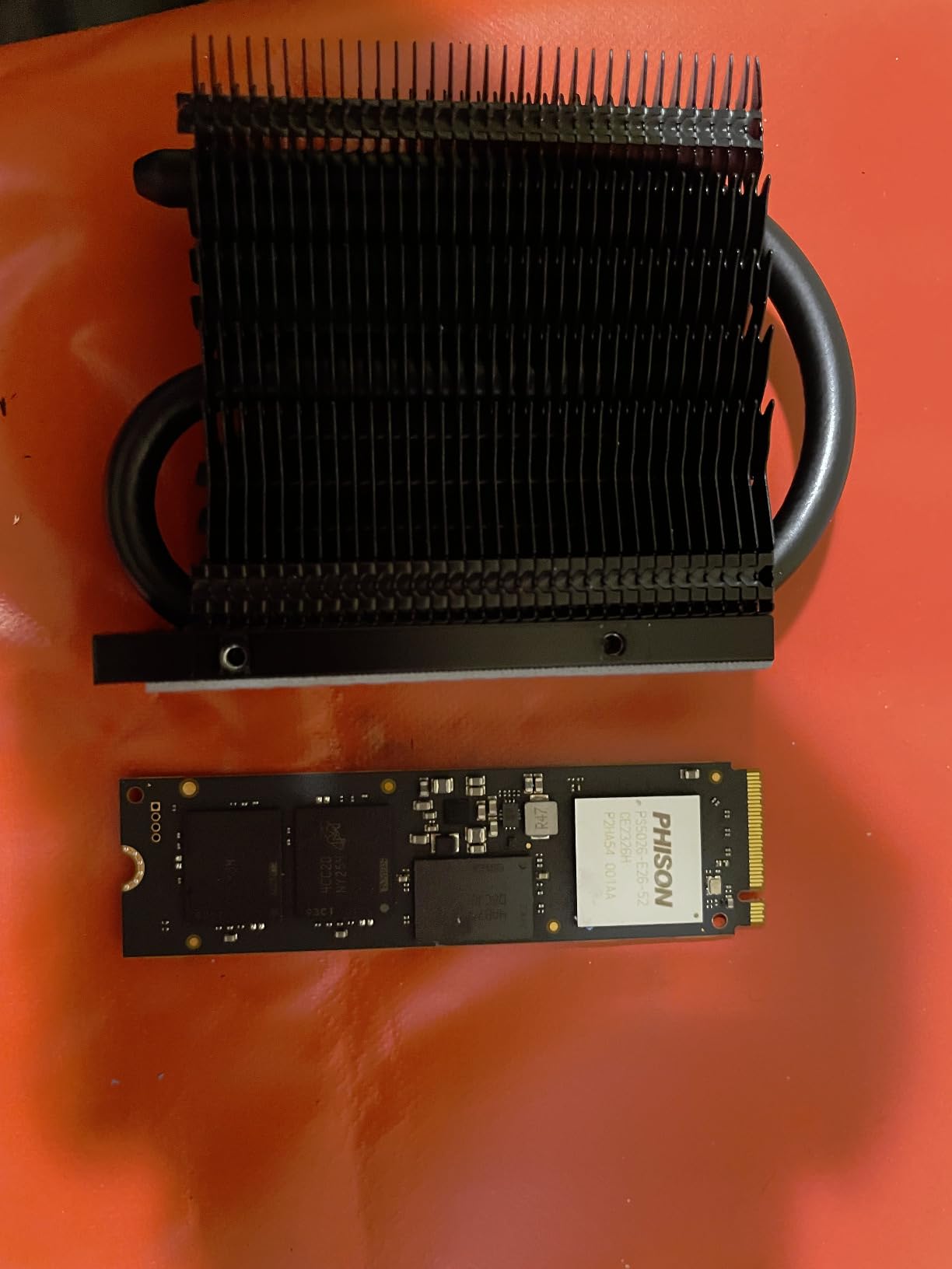 Crucial T710 1TB Gen5 NVMe SSD, Up to 14,900 MB/s, PCIe 5.0 M.2 2280, Internal Solid State Drive, Compatible with Laptop, Desktop, +Acronis Software - CT1000T710SSD8-01 - Customer Photo 1