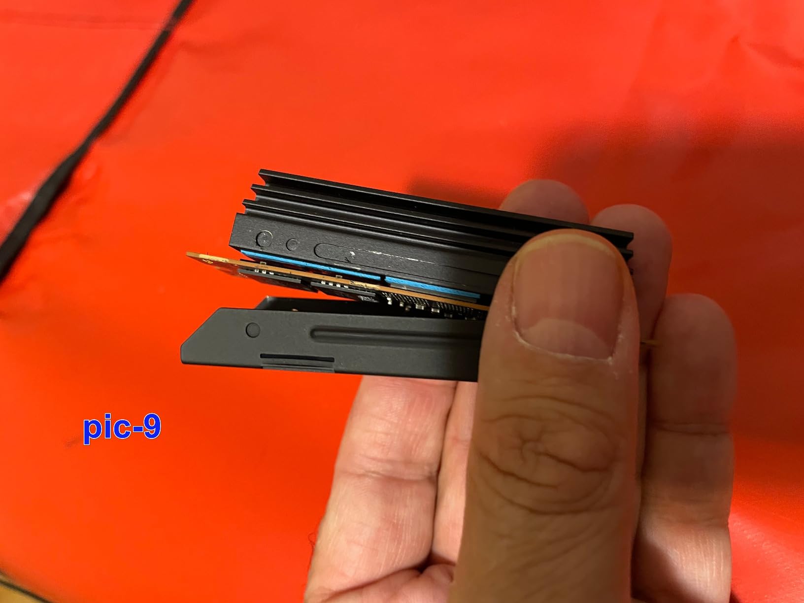 Crucial T710 1TB Gen5 NVMe SSD, Up to 14,900 MB/s, PCIe 5.0 M.2 2280, Internal Solid State Drive, Compatible with Laptop, Desktop, +Acronis Software - CT1000T710SSD8-01 - Customer Photo 3