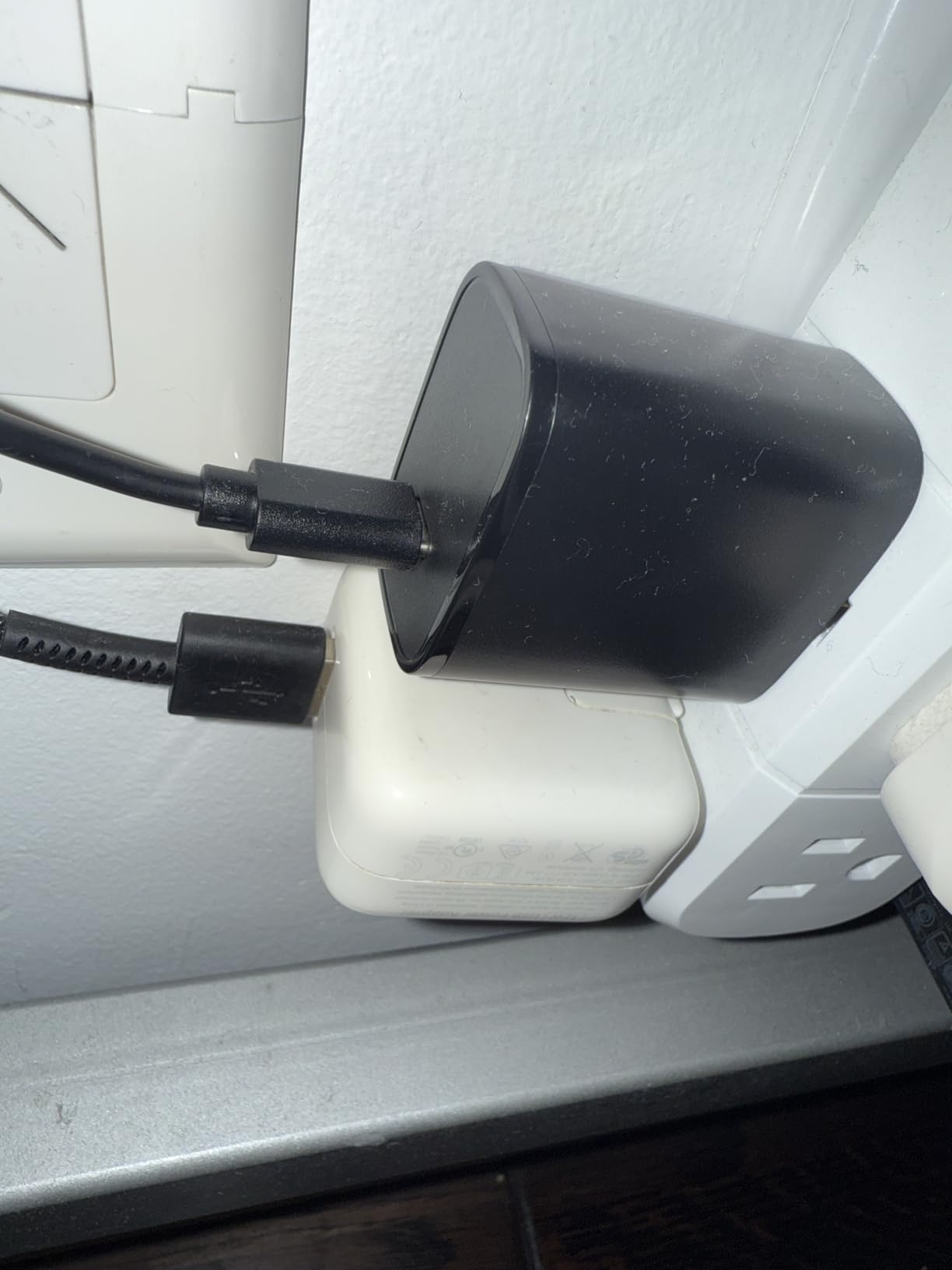 Acer 3 in 1 Charging Station for iPhone, Wireless Charger Stand,15W Fast MagSafe Charger for iPhone 17 16 15 14 13 12 Series-Apple Watch 10 9 8 7 6 5 4 3 2 SE and Ultra Series-Airpods 4 3 2 Pro Series - Customer Photo 2