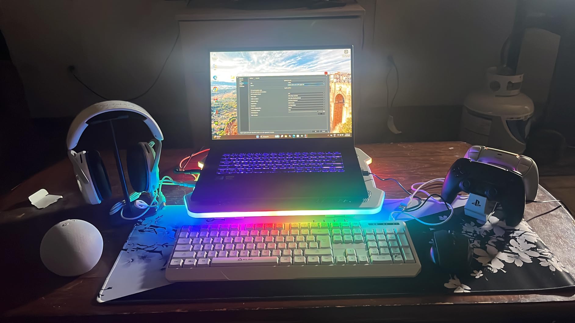 GIGABYTE - Gaming A16 Gaming Laptop - 165Hz 1920x1200 WUXGA - NVIDIA GeForce RTX 5060 - Intel i7-13620H - 1TB SSD with 16GB DDR5 RAM - Windows 11 Home AD Gaming A16 CVHI3US894SH - Customer Photo 4