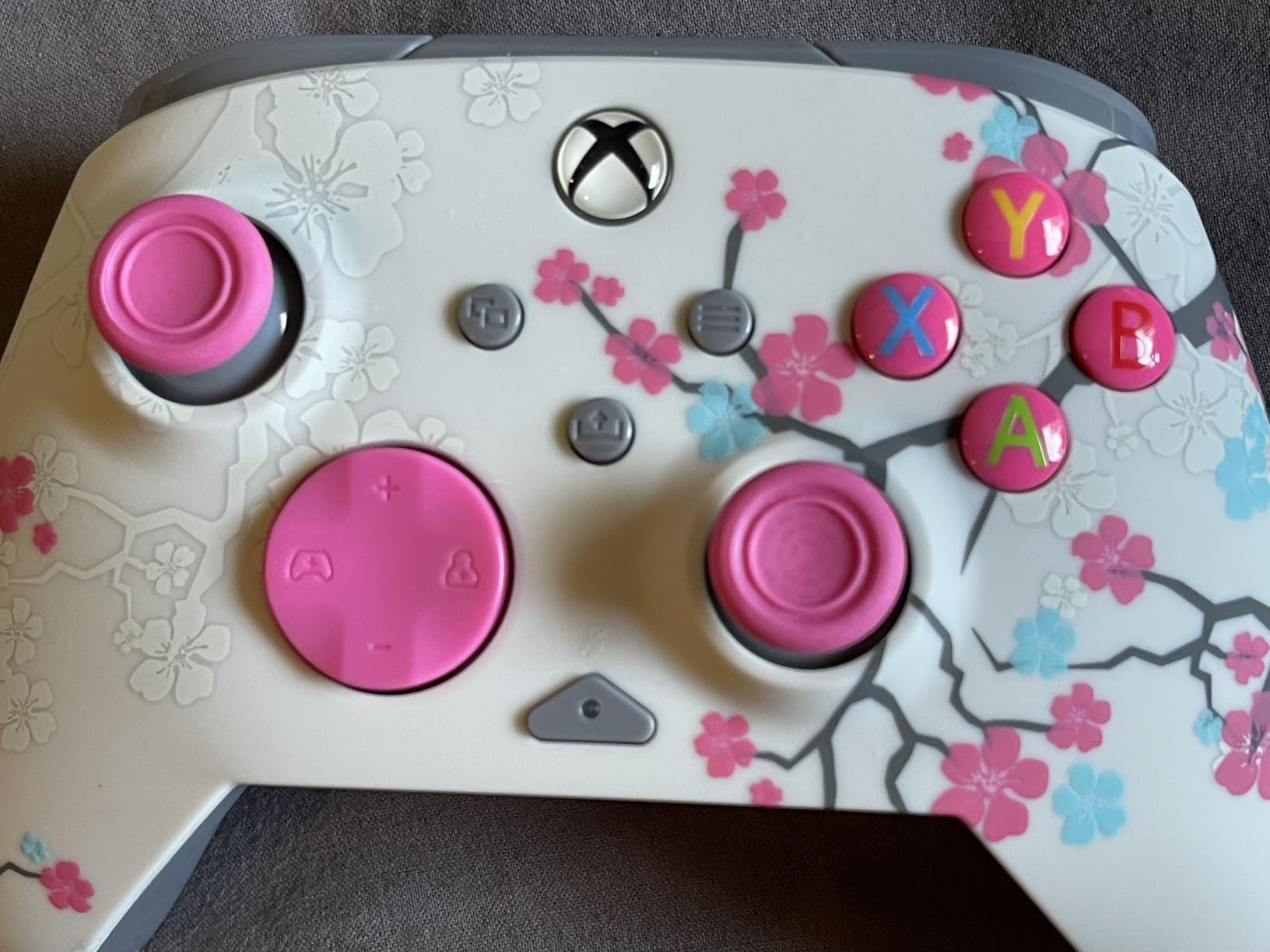 Turtle Beach Rematch Advanced Wired Gaming Controller for Xbox & PC – Powered Glow, Remappable Buttons, Hall-Effect Hair Triggers, 8ft Cable, Officially Licensed by Xbox – Blue Kitsune - Customer Photo 2