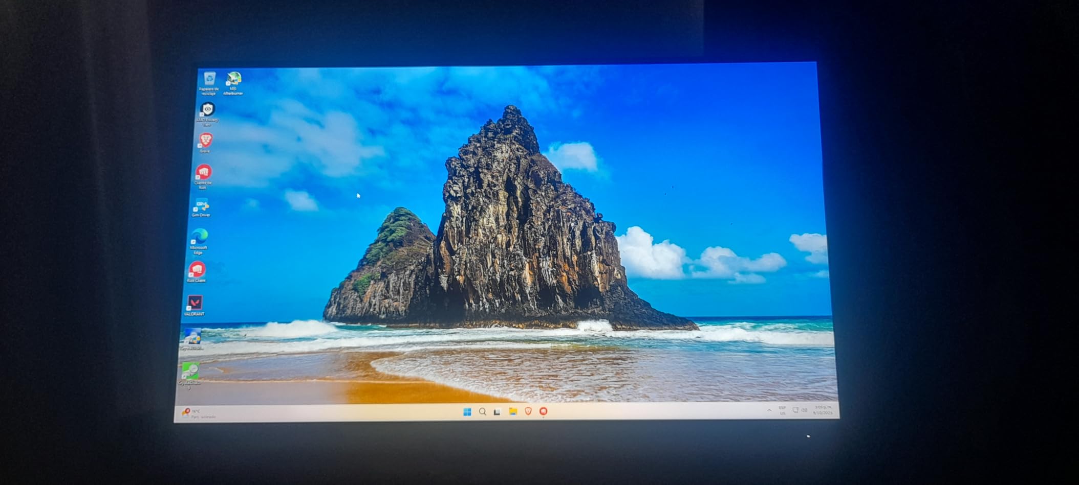 KTC 27 Inch Gaming Monitor 240Hz, FHD 1080p Fast IPS Computer Monitor with Adaptive Sync, HDR, Height Pivot Tilt Adjustable, Vesa Mount, HDMI/DP/USB, H27F7 - Customer Photo 2