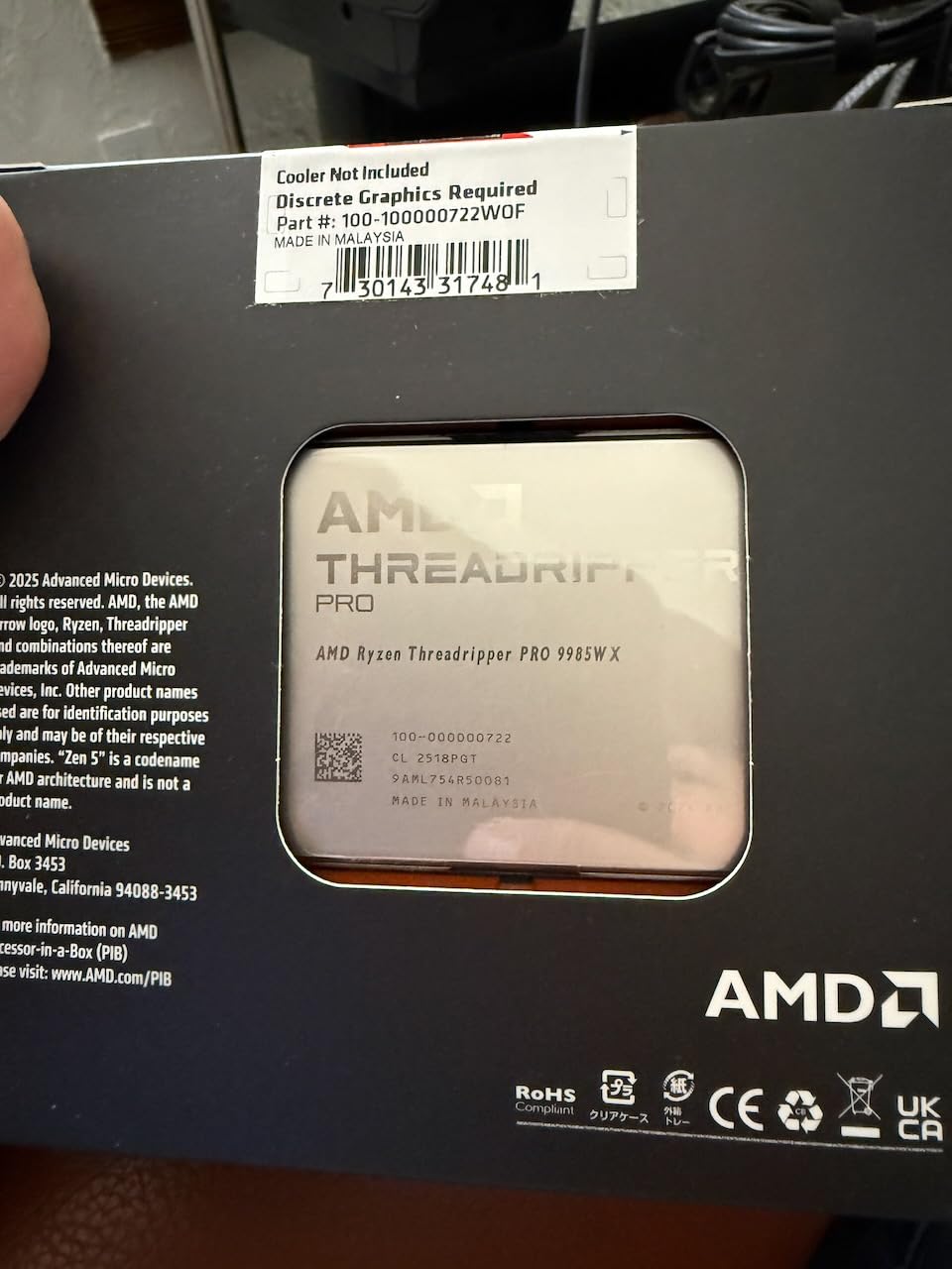AMD Ryzen Threadripper PRO 9985WX - Ryzen Threadripper PRO Shimada Peak 64-Core - Customer Photo 2