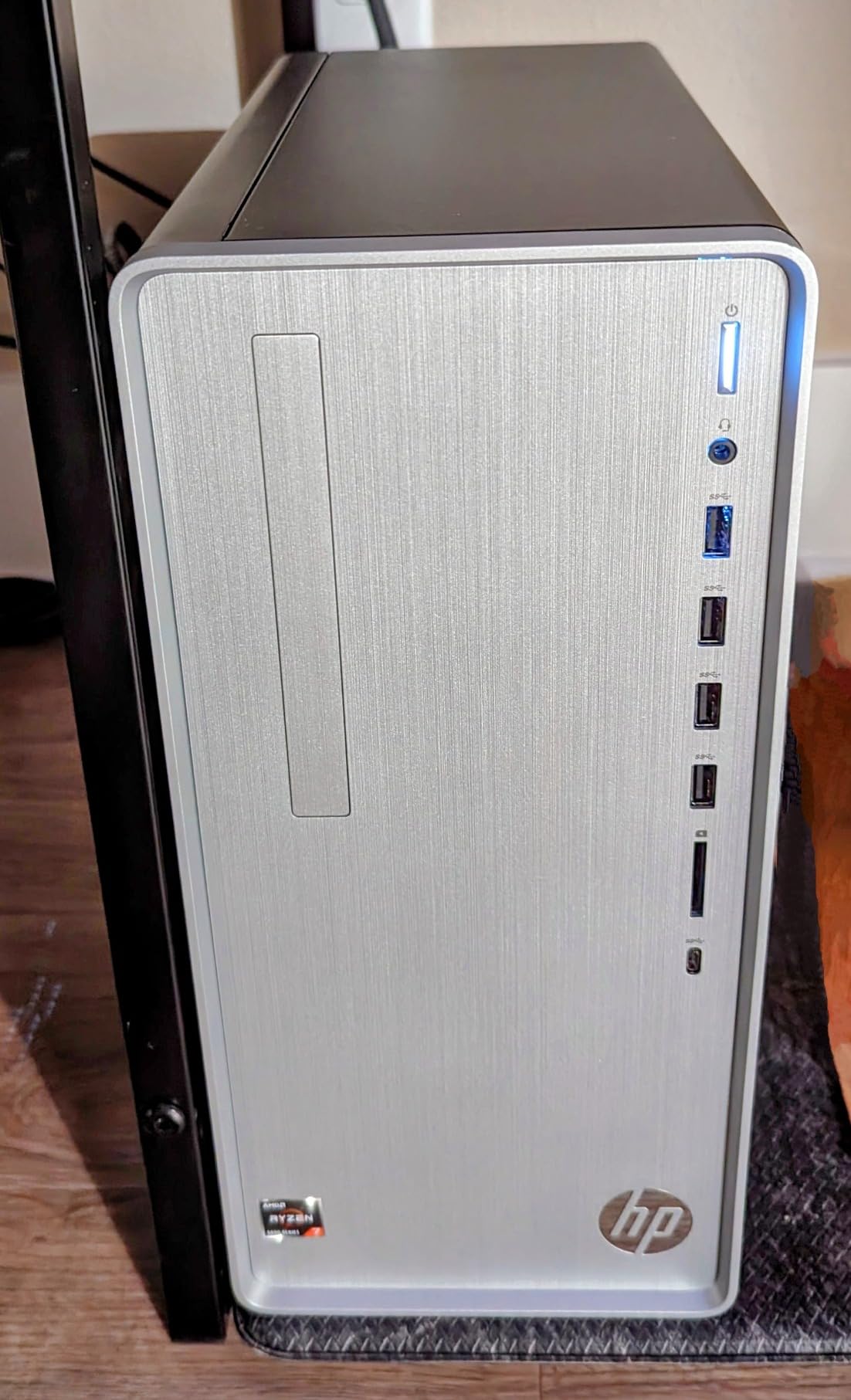 HP ProDesk 400 G7 Tower Business Desktop Computer, Intel 6-Core i5-10500 (Beat i7-8700), 32GB DDR4 RAM, 1TB PCIe SSD, WiFi Adapter, RJ-45, HDMI, DisplayPort, Keyboard and Mouse, Windows 11 Pro - Customer Photo 1