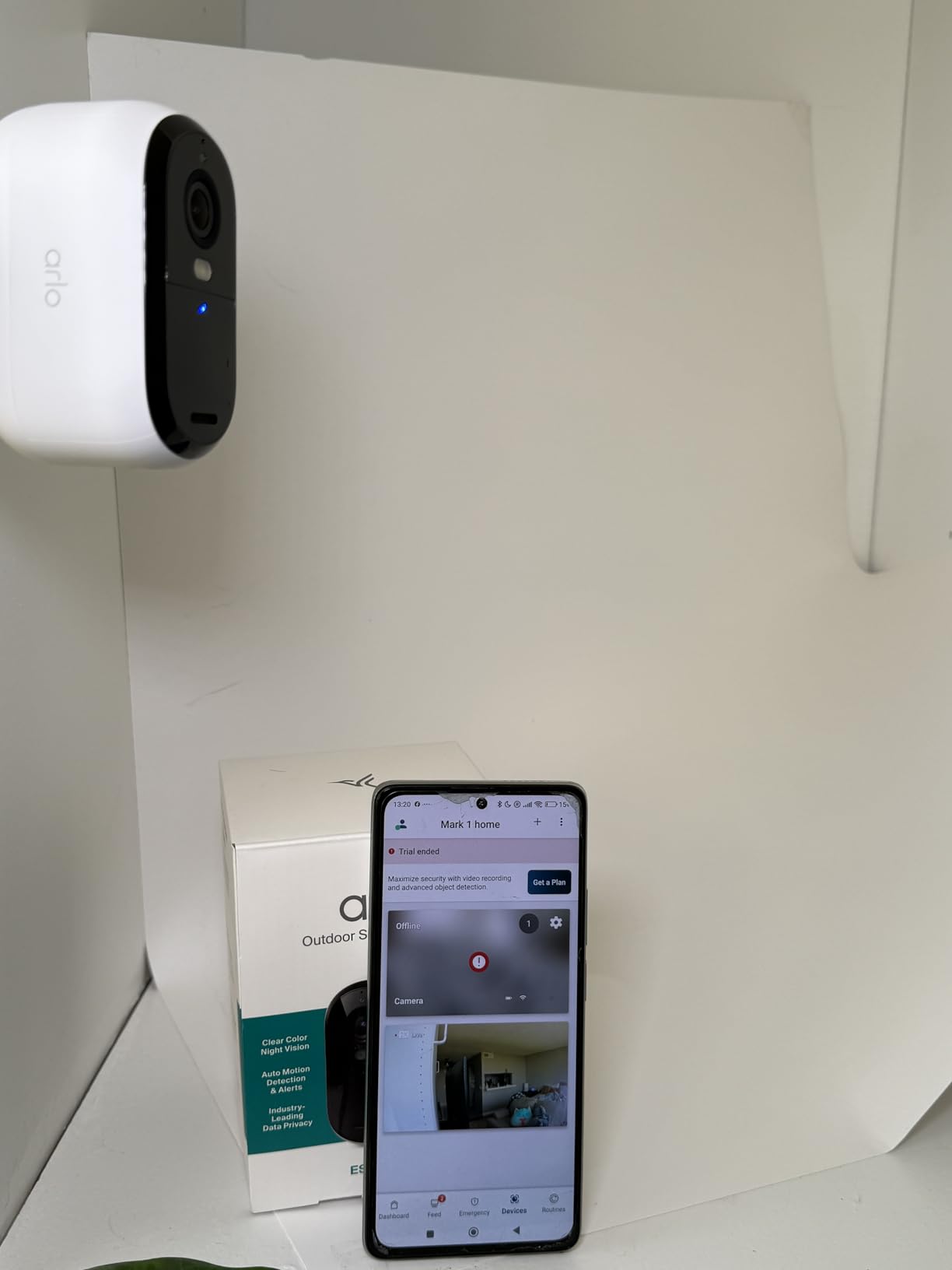 Arlo Essential XL Security Camera (3rd Gen - 2025 Release), 2K, 4x Longer Battery Power, Person Recognition, Package Detection, Animated Preview, 1-Mo. Trial of Secure Plan, Dual-Band WiFi,1 Cam,White - Customer Photo 1