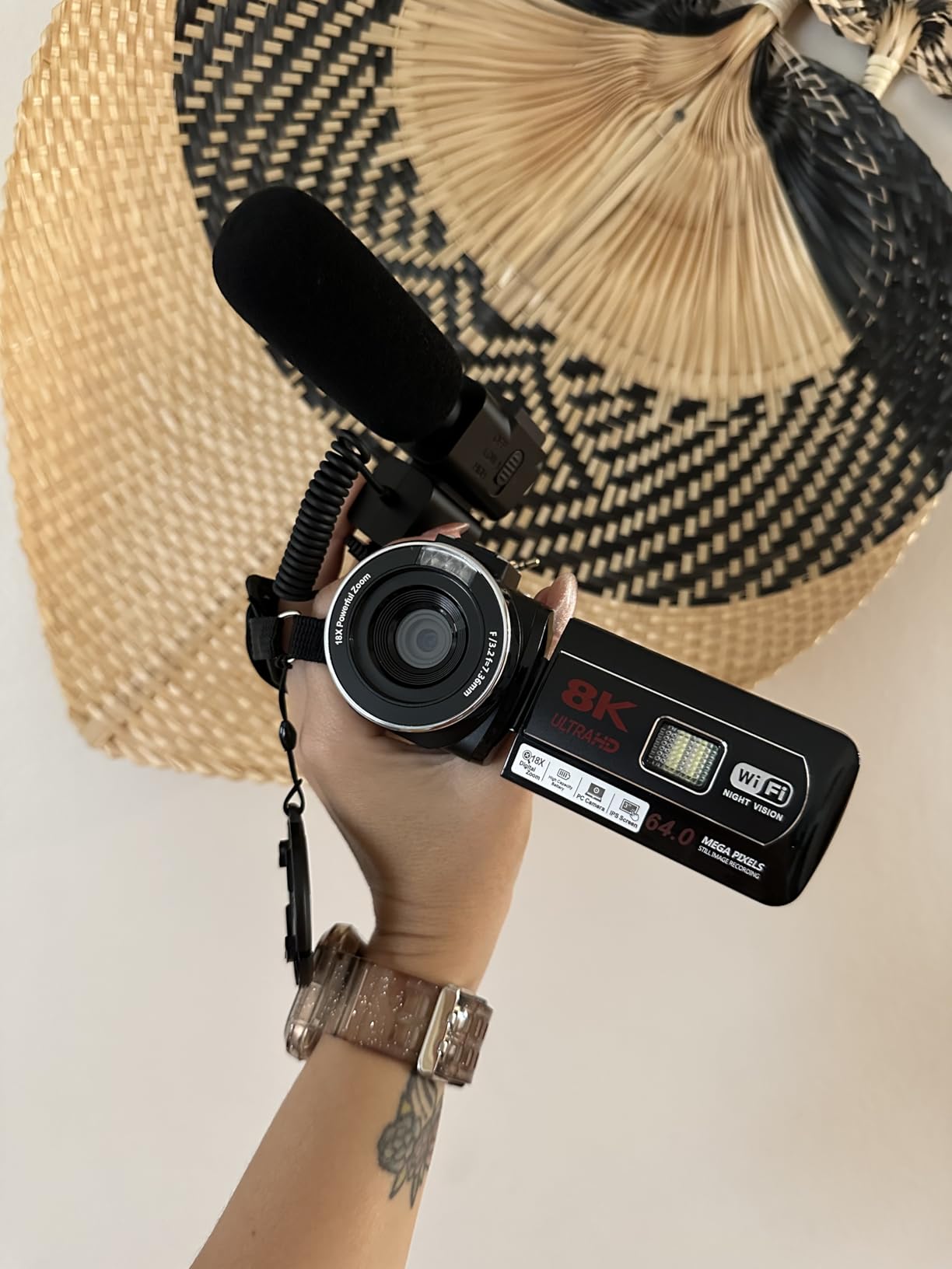 8K Video Camera Camcorder 64MP YouTube Vlogging Cameras IR Night Vision WiFi Webcam Camcorders with 18X Digital Zoom 3.0