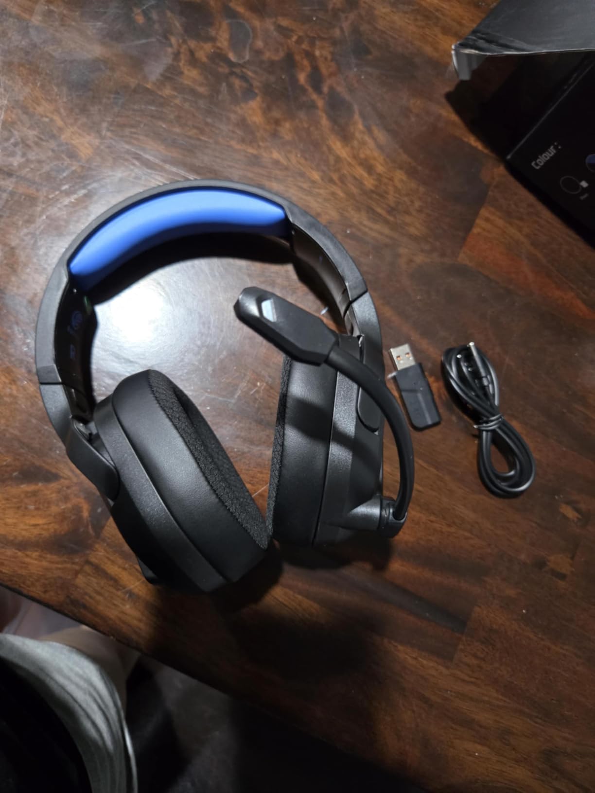 Fachixy FC-200 Wireless Gaming Headset with Mic for PS5, PS4 - Bluetooth 5.4 & 2.4GHz Gaming Headphones with Low Latency, 50-Hrs Battery Foldable Gamer Headset for Laptop, Switch and Mobile - Customer Photo 3