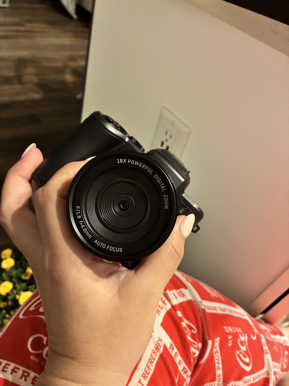 8K Digital Cameras for Photography - Autofocus 88MP WiFi Profession Camera with Dual-Lens - 16X Digital Zoom Photography Camera for YouTube with Lens Hood, Touch Screen, 2 Batteries & Charging Stand - Customer Photo 1
