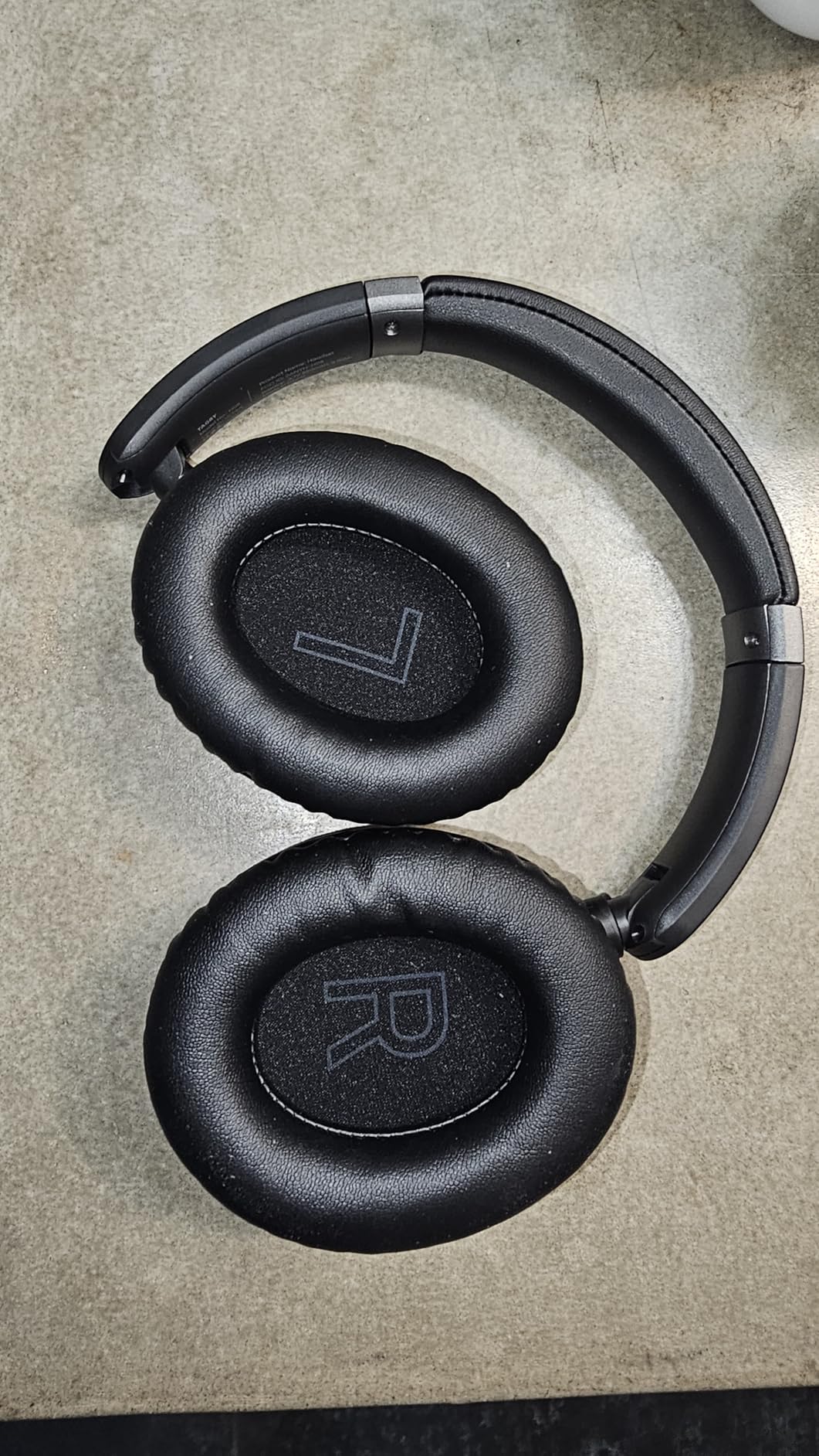TAGRY Hybrid Active Noise Cancelling Headphones 100H Playtime Wireless Bluetooth Over Ear Headphone with Fast Charging Hi-Res Audio Comfort Earcups Headsets for Home Travel Office Phone PC Black - Customer Photo 4