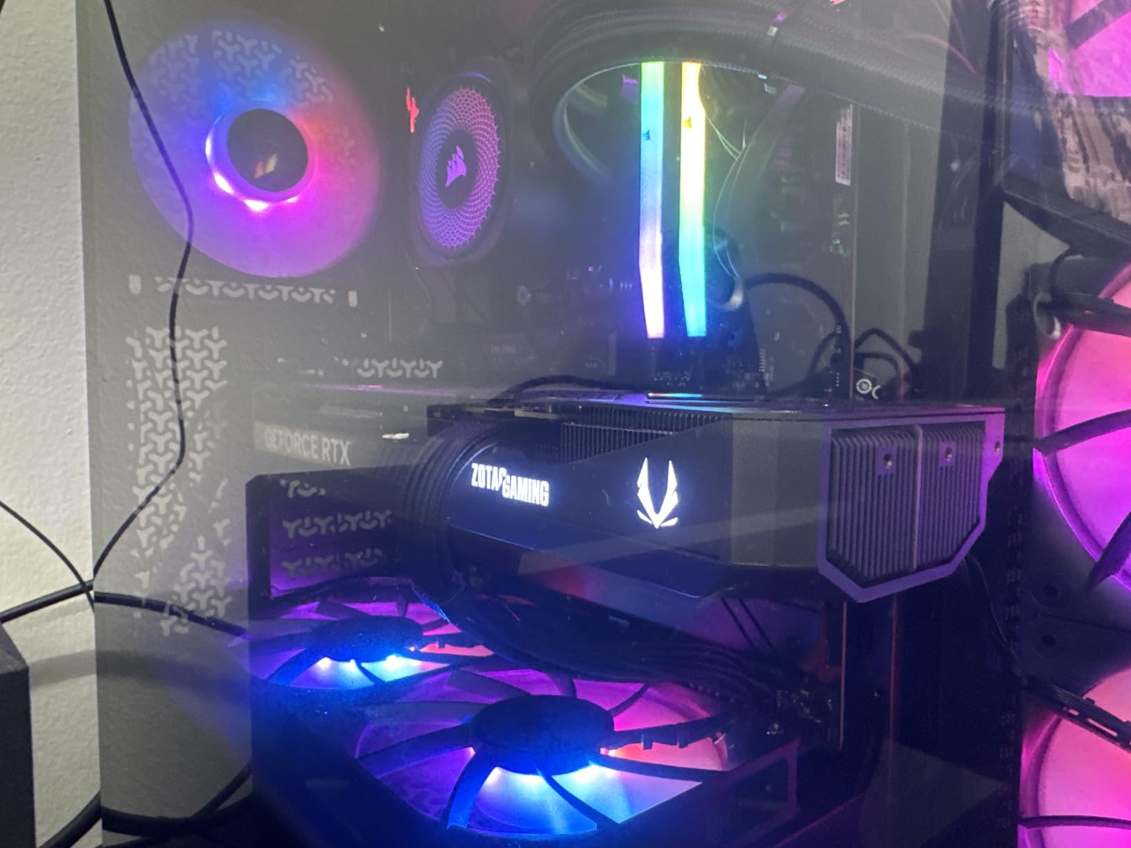 ZOTAC MEK AI-Enhanced Gaming PC Desktop Computer - NVIDIA GeForce RTX 5070 TI, AMD Ryzen 5 7600X up to 5.3GHz, 32GB DDR5 RGB, 2TB NVME M.2 SSD, 850W 80+ Gold PSU, WiFi+BT, Windows 11 - Customer Photo 2