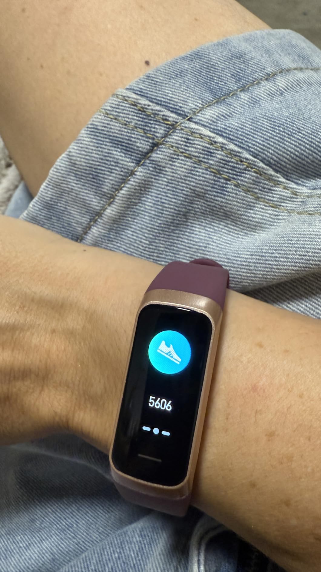 Fitness Tracker with 24/7 Heart Rate Blood Oxygen Sleep Monitor, Activity Tracker with 1.1