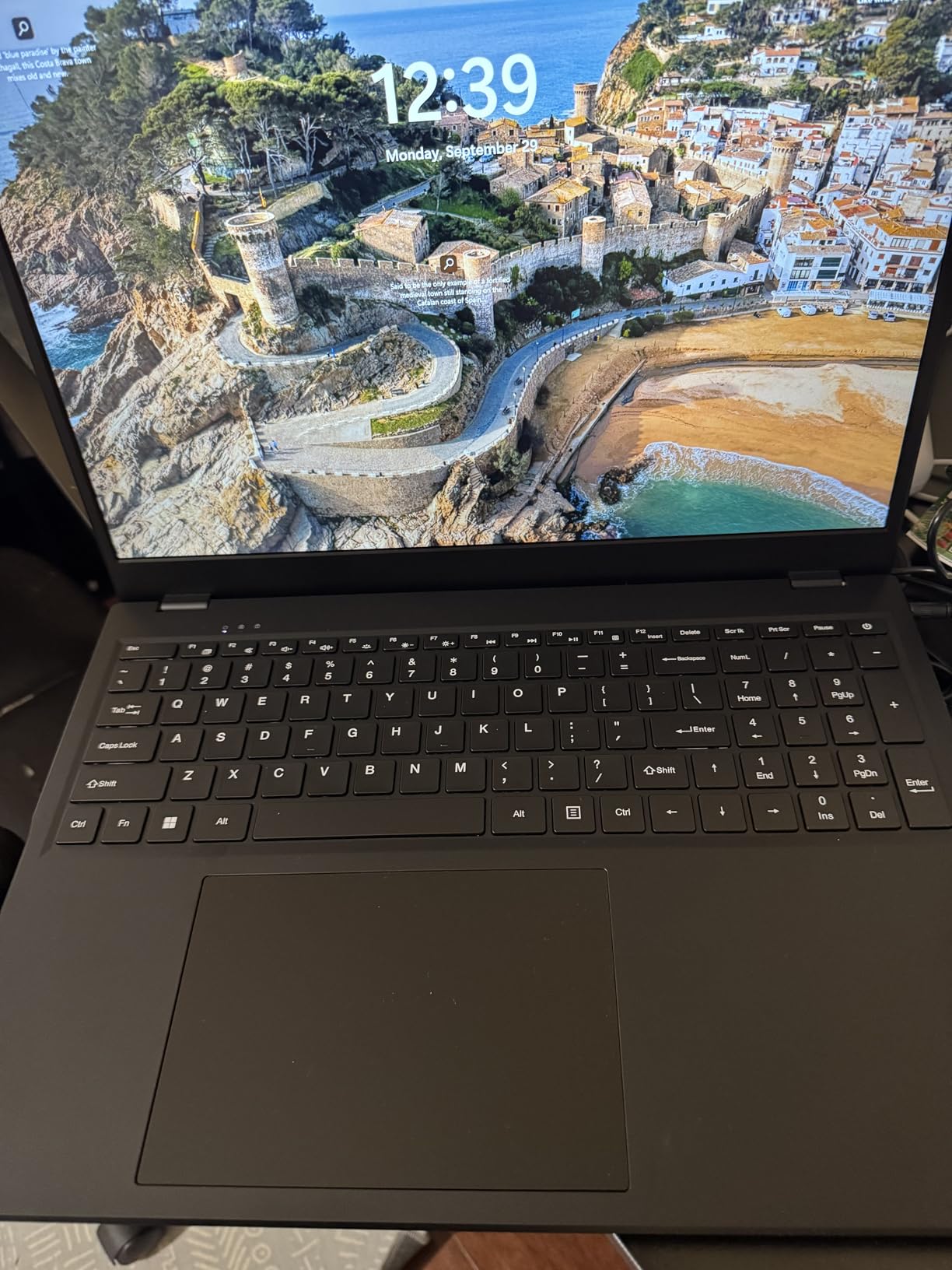 jumper 17.6 Inch Laptop, 4-Core N95 Processor, 16GB DDR5 RAM 640GB SSD, Windows 11 Laptops Computer with 100% sRGB IPS FHD Display, Office 365, Backlit Keyboard, WiFi 6, BT5.2, Type-C, Black - Customer Photo 4