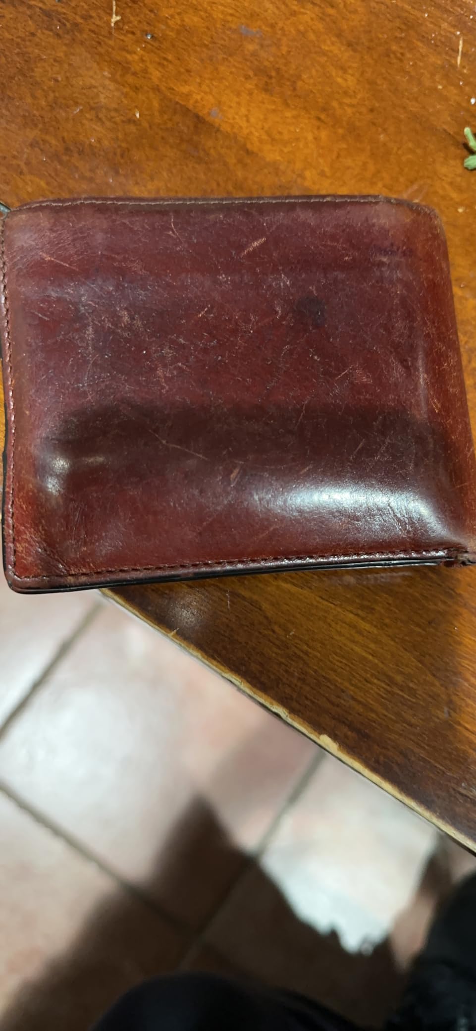 Men's Old Leather Bifold Wallet with ID Window and Card Slots - Italian Leather, Durable and Stylish, Dark Brown customer photo 1
