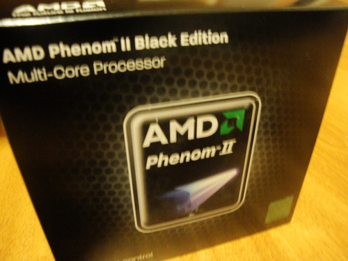 AMD CPU HDZ955FBGMBOX Phenom II X4 955 Black Edition 3.2GHz AM3 125W Retail customer photo 1