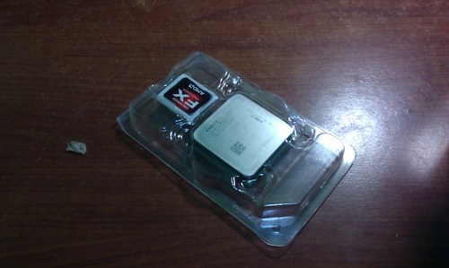 AMD FX 6100 6-Core Processor, 3.3 6 Socket AM3+ - FD6100WMGUSBX customer photo 1