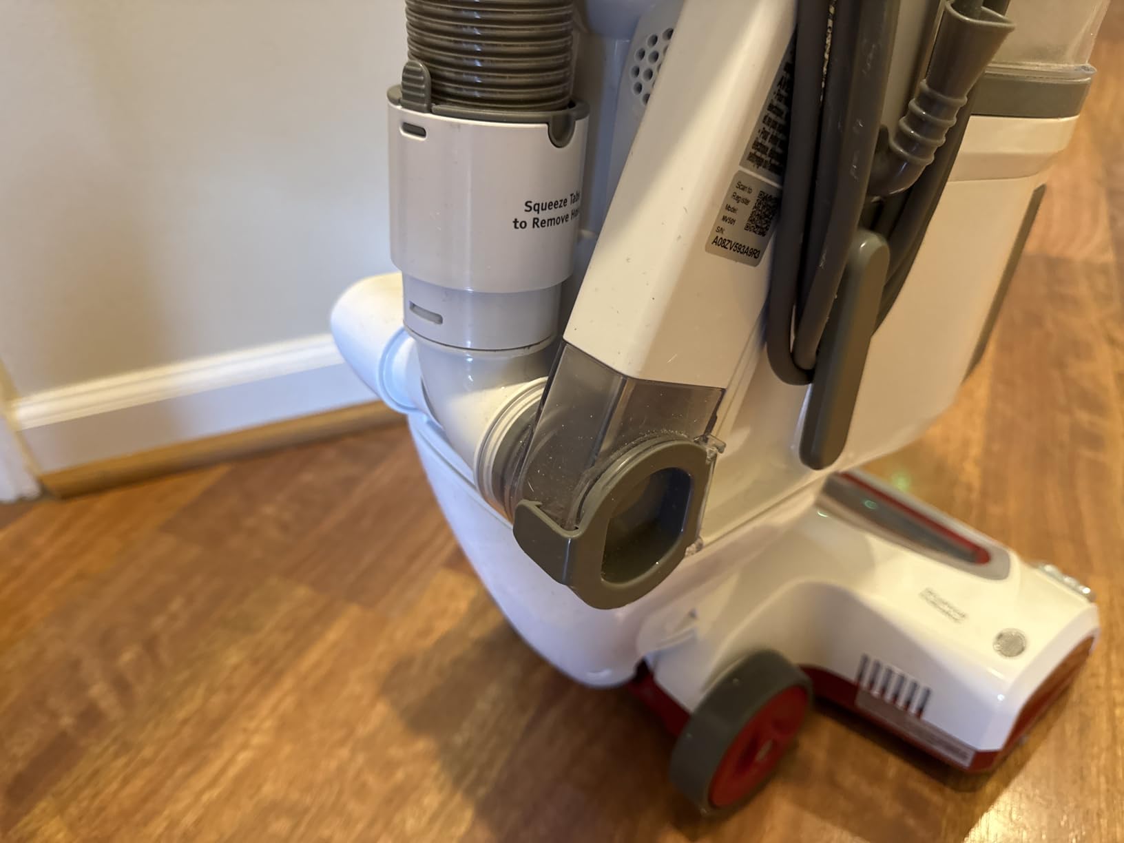 Shark Upright Vacuum Cleaner | Rotator Lift-Away | Pet Hair, Carpet & Hard Floor Cleaning | Dusting Brush, Upholstery & Crevice Tools | HEPA Filter | Swivel Steering | Headlights | White/Red | NV501 customer photo 1