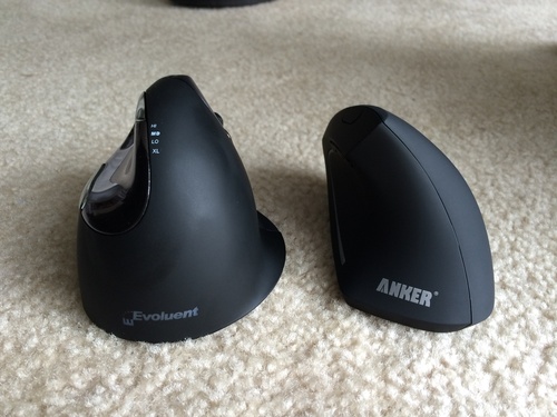 Anker 2.4G Wireless Vertical Ergonomic Optical Mouse for Work, Multi-Device Connectivity, 800/1200/1600 DPI, 5 Buttons for Laptop, Desktop, PC - Black customer photo 2