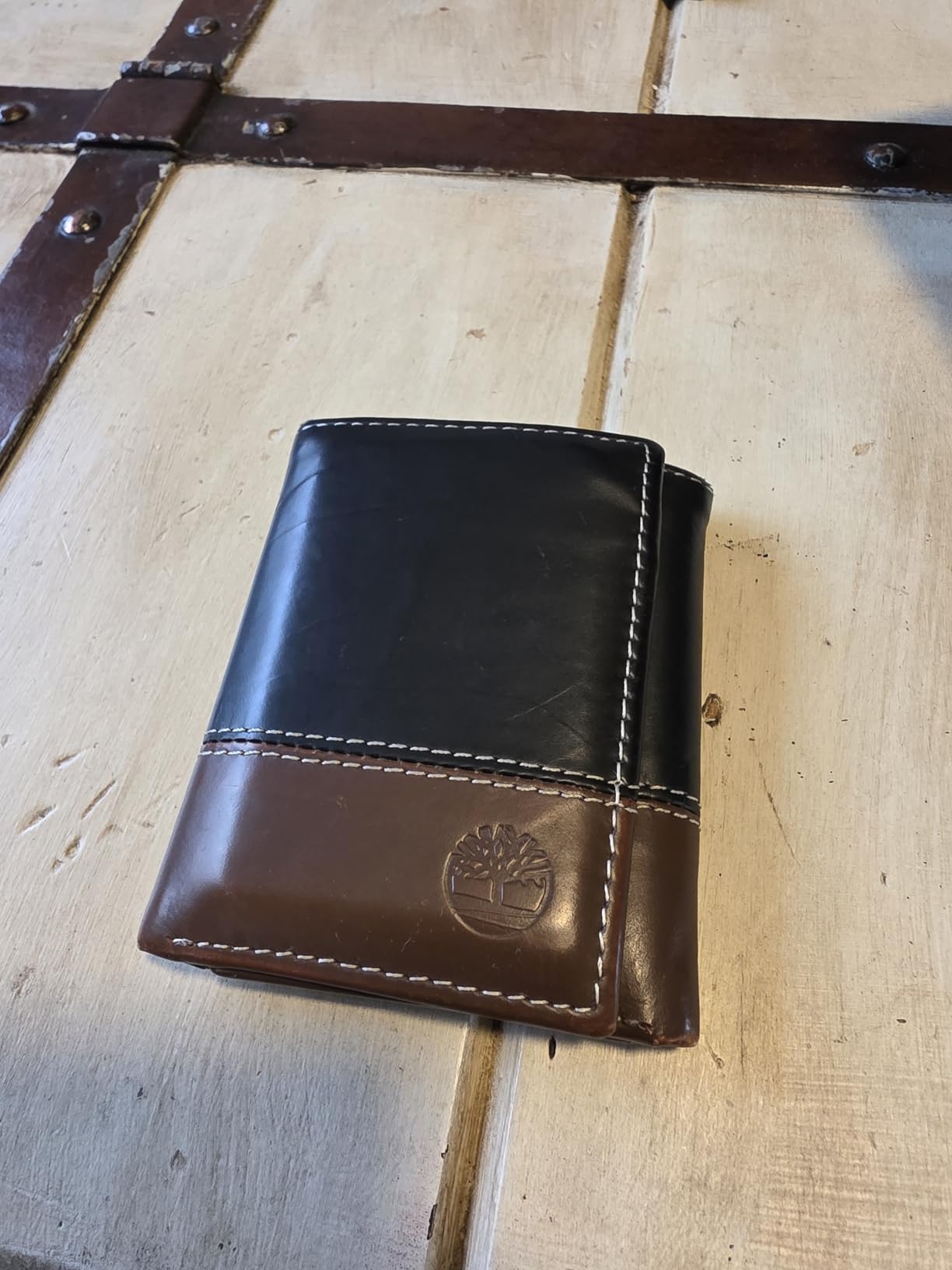 Timberland Men's Leather Trifold Wallet with ID Window customer photo 1