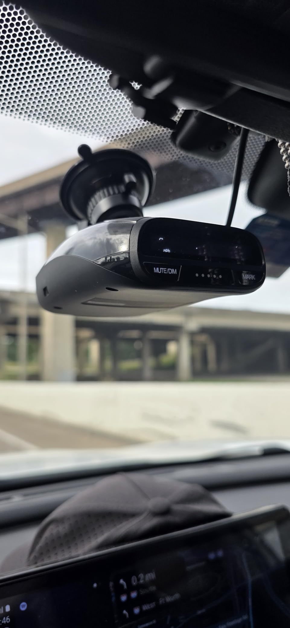 Uniden DFR7 Super Long Range Wide Band Laser/Radar Detector, Built-in GPS w/Mute Memory, Voice Alerts, Red Light & Speed Camera Alerts, OLED Display, Black customer photo 1