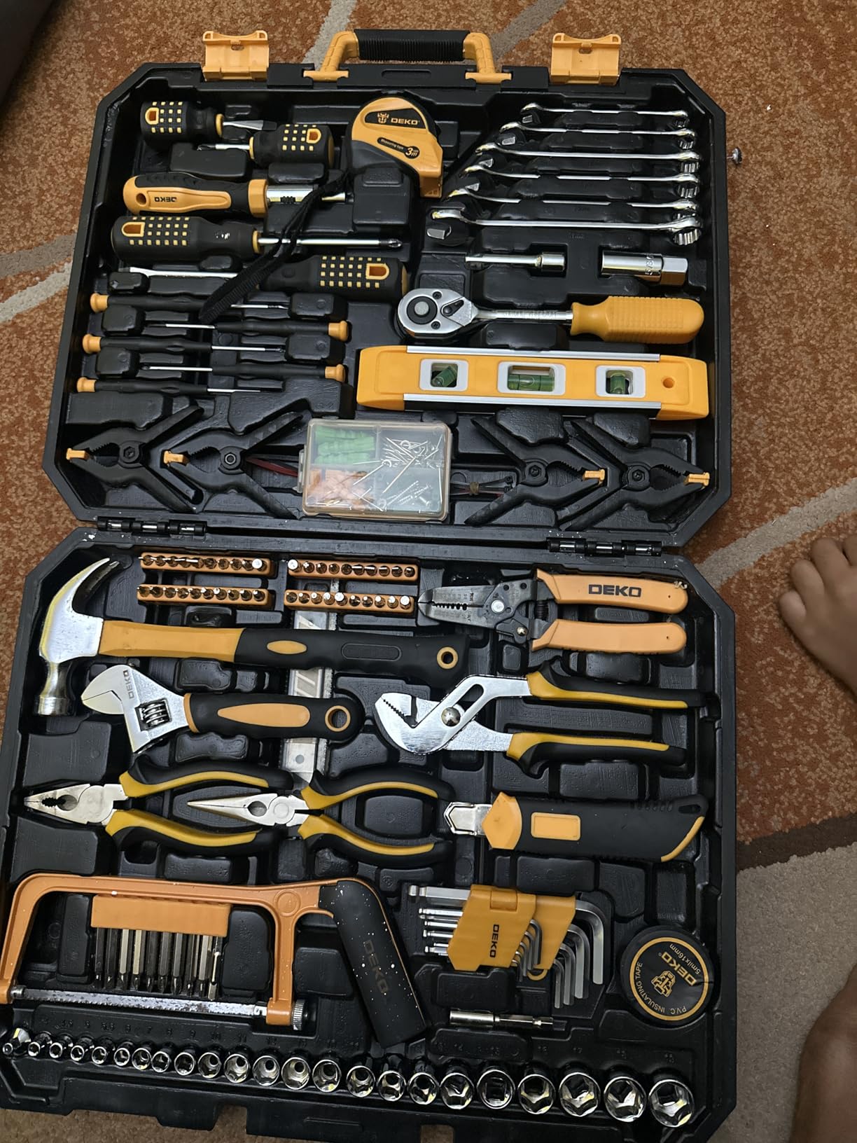 DEKOPRO 228 Piece Socket Wrench Auto Repair Tool Combination Package Mixed Tool Set Hand Tool Kit with Plastic Toolbox Storage Case customer photo 2