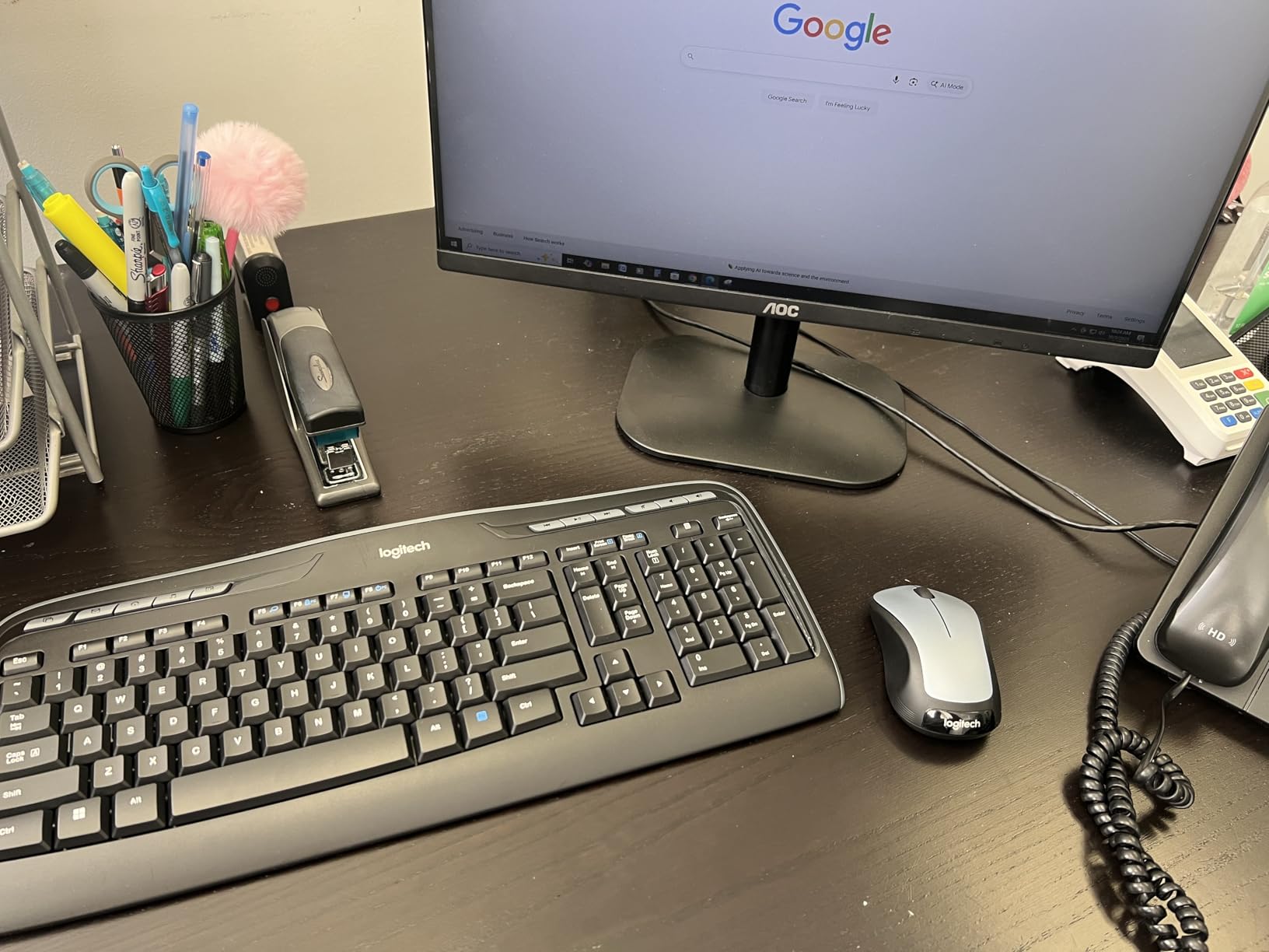Logitech MK335 Full Size Quiet Wireless Keyboard Mouse Combo - Black/Silver customer photo 1