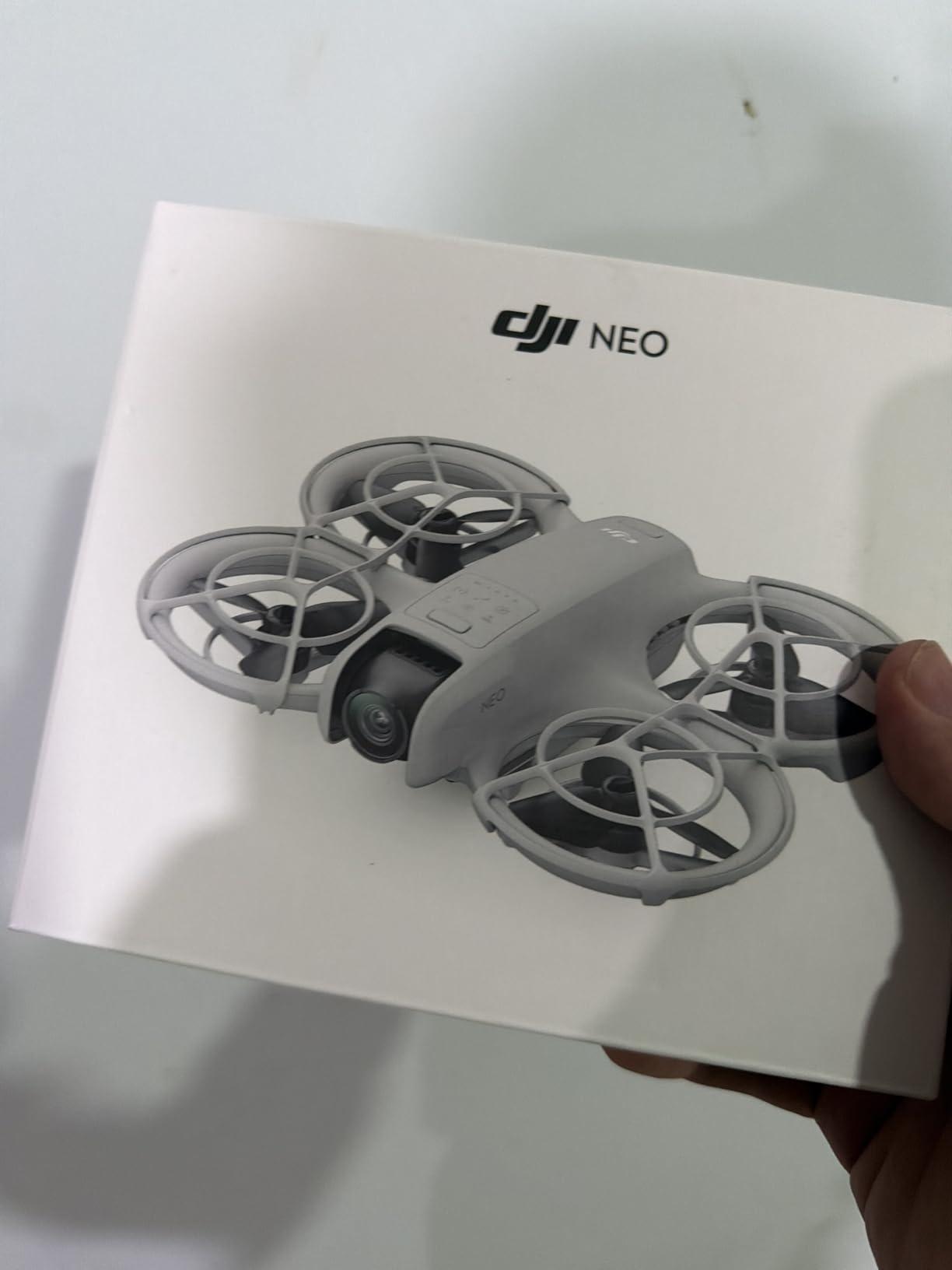 DJI Neo, Mini Drone with 4K UHD Camera for Adults, 135g Self Flying Drone that Follows You, Palm Takeoff, Subject Tracking, QuickShots, Stabilized Video, Built-In Propeller Guard (Controller-Free) customer photo 1