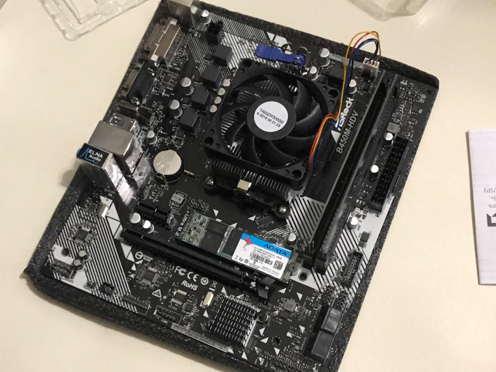 AMD Athlon 200GE 2-Core 4-Thread AM4 Socket Desktop Processor with Radeon Vega Graphics customer photo 1
