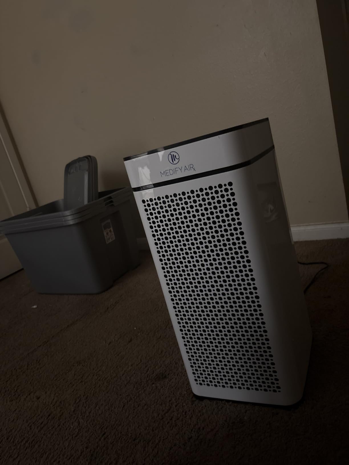 Medify MA-40 Air Purifier with True HEPA H13 Filter | 546.5 m Coverage in 1hr for Smoke, Wildfires, Odors, Pollen, Pets | Quiet 99.9% Removal to 0.1 Microns | White customer photo 2