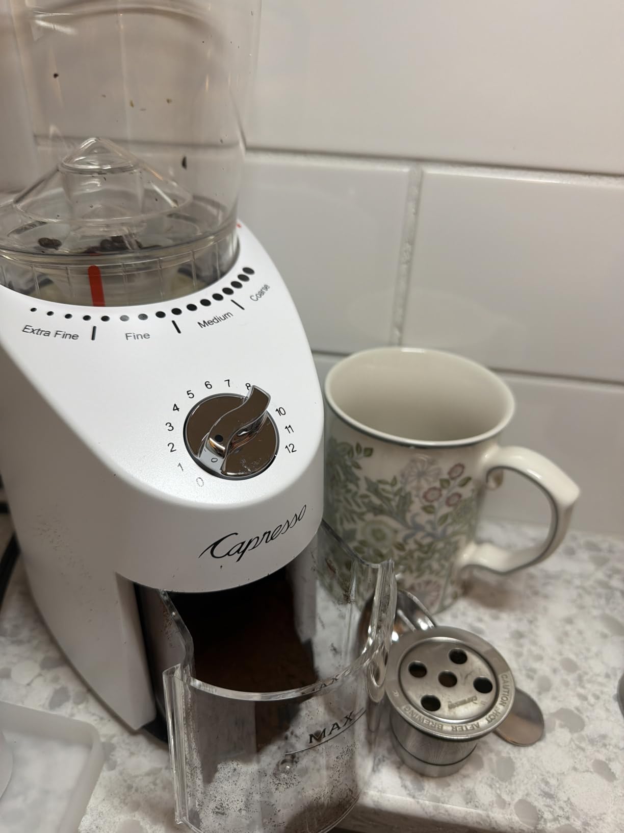 Capresso Infinity Plus Conical Burr Grinder, Black customer photo 1