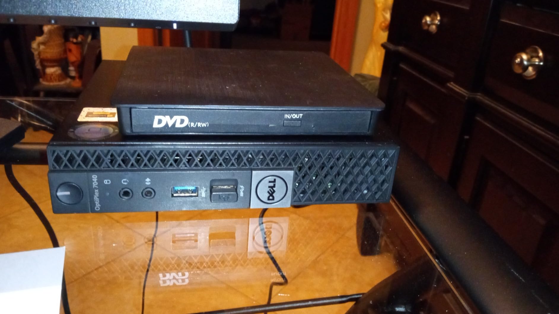 Dell Optiplex 7040 Micro Form Factor Desktop, Intel Quad Core i5 6500T 2.5Ghz, 16GB DDR4, 256GB NVMe SSD, Wi-Fi, HDMI, Windows 11 Pro (Renewed) customer photo 2