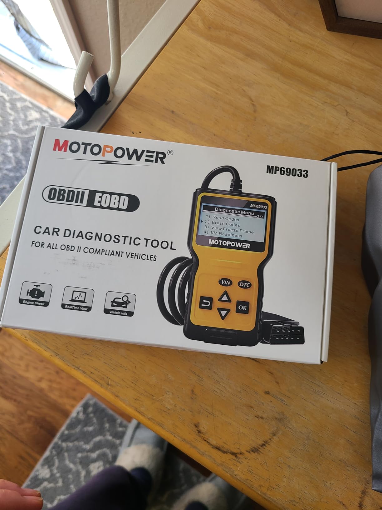 MOTOPOWER MP69033 Car OBD2 Scanner Code Reader Engine Fault Scanner CAN Diagnostic Scan Tool for All OBD II Protocol Cars Since 1996 customer photo 2