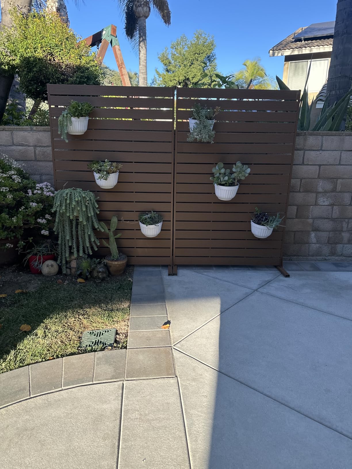 ORIMERC 6 Pcs Plastic Large Wall Plant Pots Vertical Garden Living Wall Mounted Window Hanging Basket Fence Planters Indoor Outdoor for Plants Flowers Kitchen Herbs Holder with Drainage Decor White customer photo 2