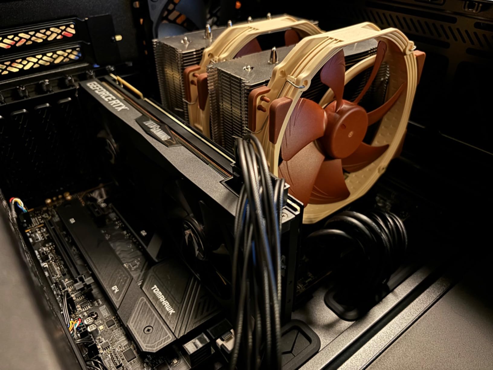 Fractal Design Define 7 Black Solid Brushed Aluminum/Steel E-ATX Silent Modular Mid Tower Computer Case customer photo 1