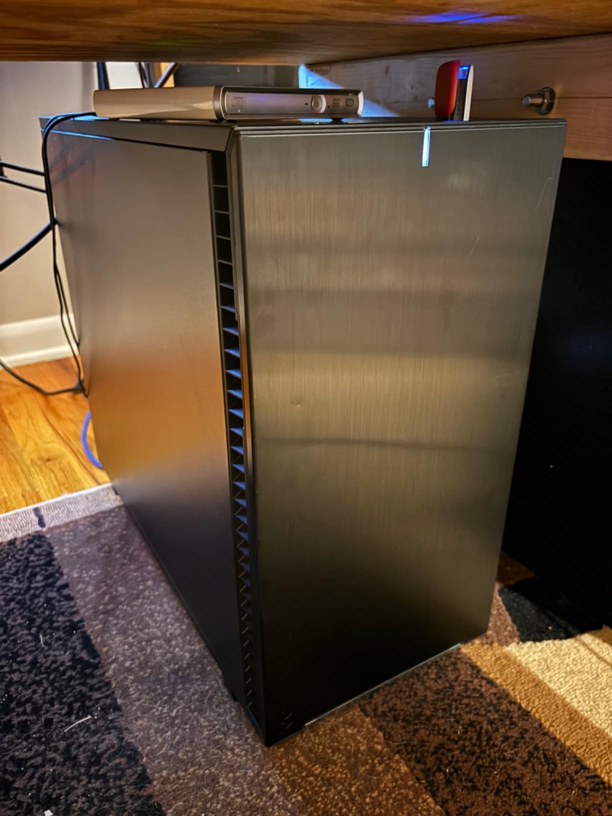 Fractal Design Define 7 Black Solid Brushed Aluminum/Steel E-ATX Silent Modular Mid Tower Computer Case customer photo 2