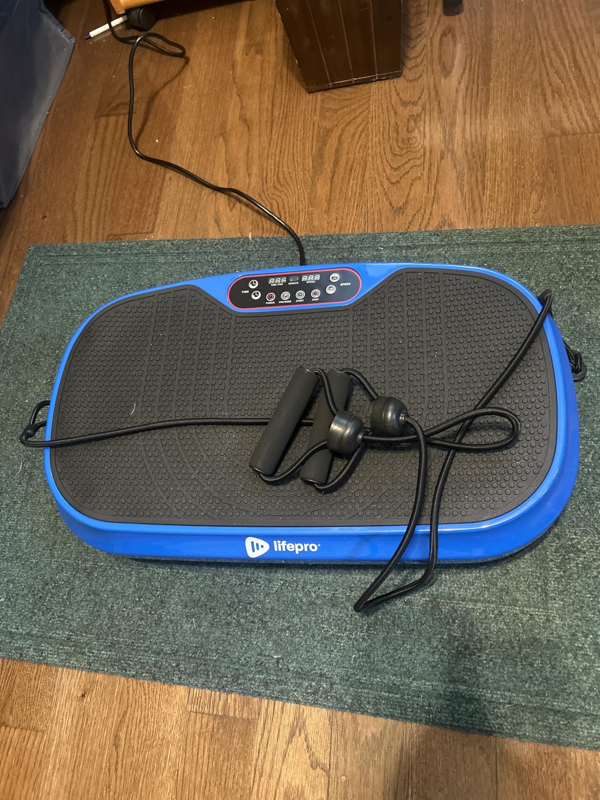 Lifepro Waver Mini Vibration Plate Exercise Machine with Remote & Bands - Compact Whole Body Vibrating Plate for Lymphatic Drainage & Muscle Toning - Shake Machine with 99 Speed Levels & 10 Presets customer photo 2