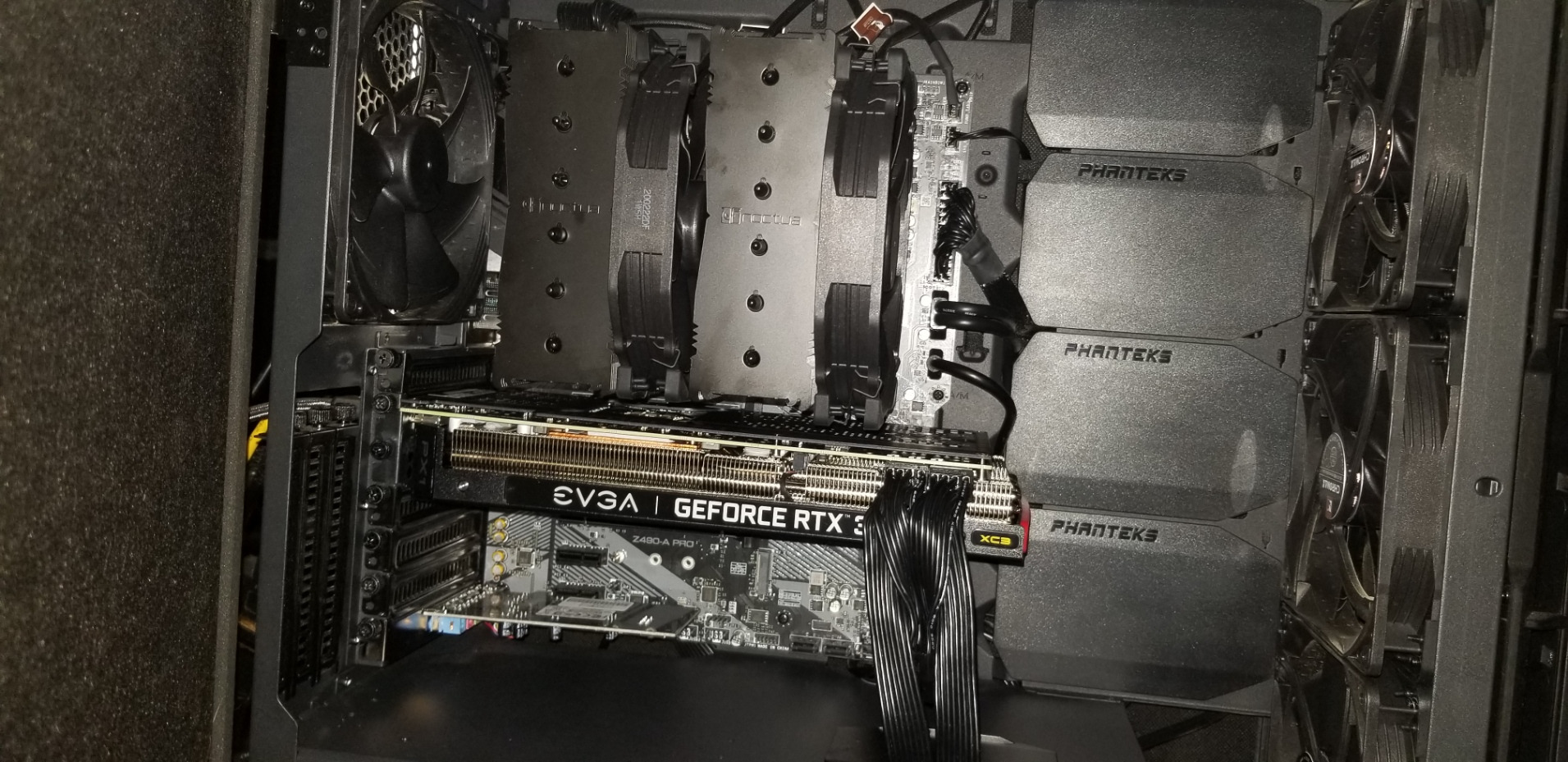Intel Core i7-10700K Desktop Processor 8 Cores up to 5.1 GHz Unlocked LGA1200 (Intel 400 Series Chipset) 125W (BX8070110700K) customer photo 2
