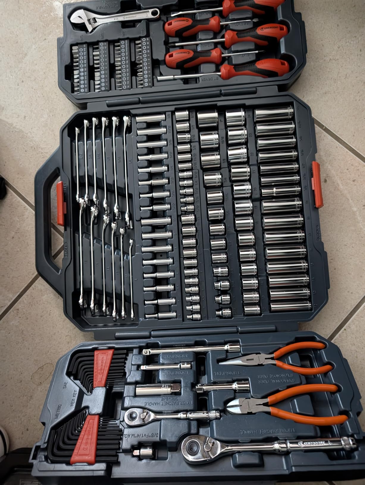 Crescent 180 Piece Professional Tool Set in Tool Storage Case - CTK180 customer photo 2