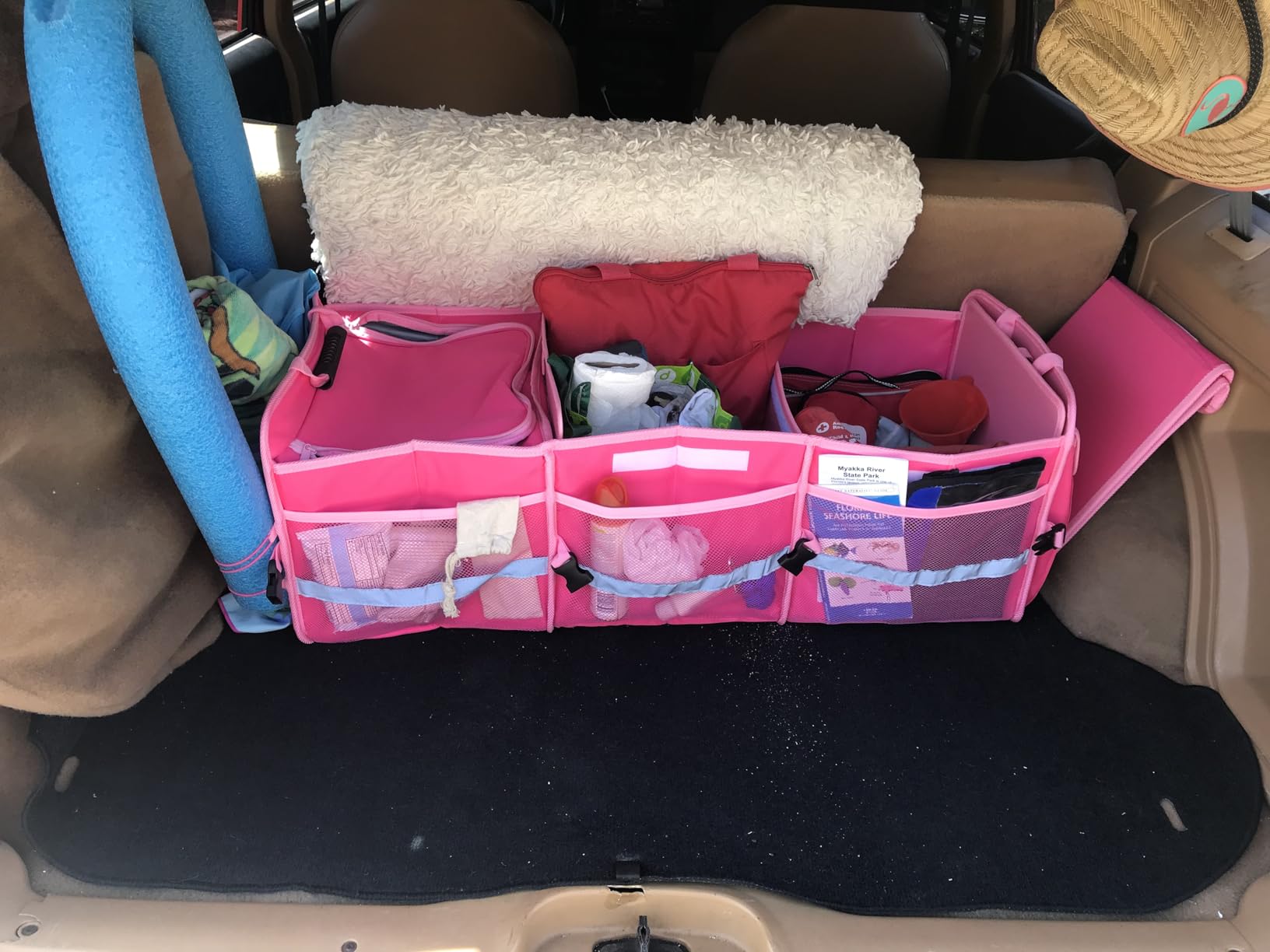 HEYTRIP Large Trunk Organizer With Built-in Leakproof Cooler Bag, 2 Tie-Down Straps, 4 Removable Dividers, Foldable Cover, Built with 2mm PE Board customer photo 1