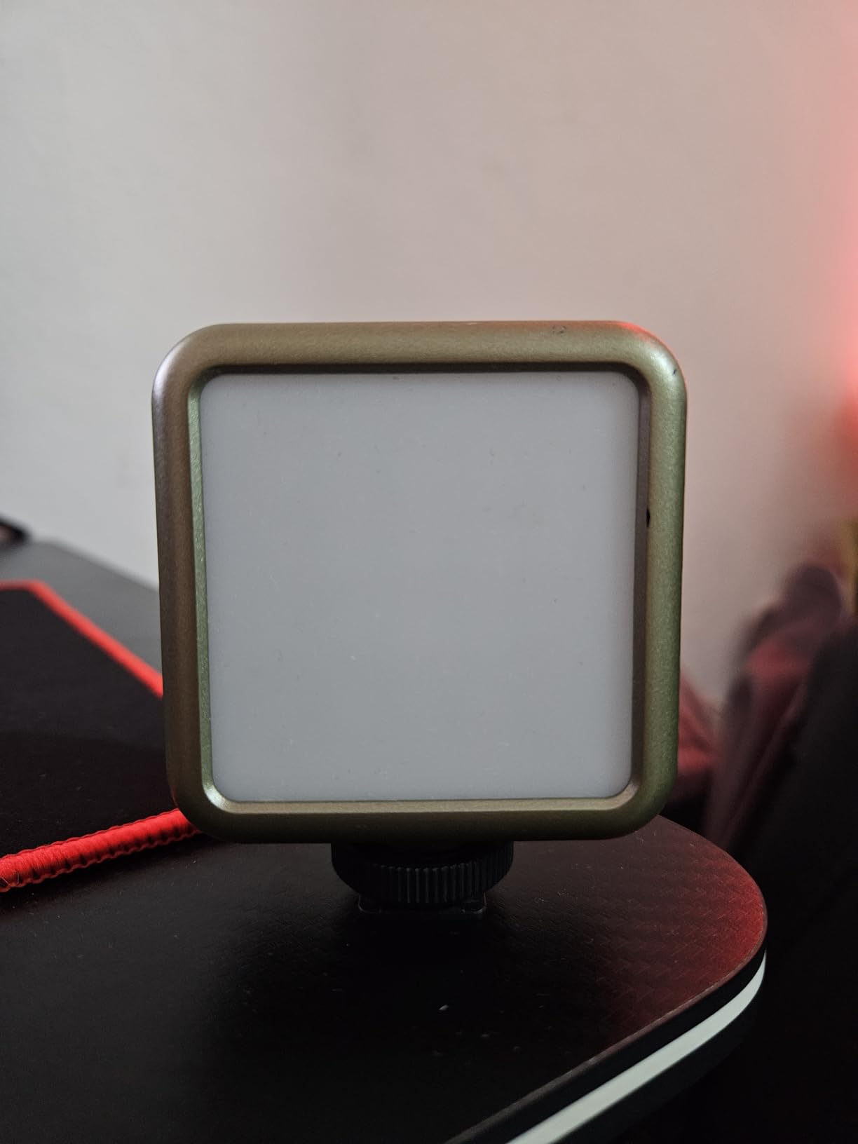 ULANZI VL49 RGB Video Lights LED Camera Light with 3 Cold Shoe & 1/4 Screw customer photo 2
