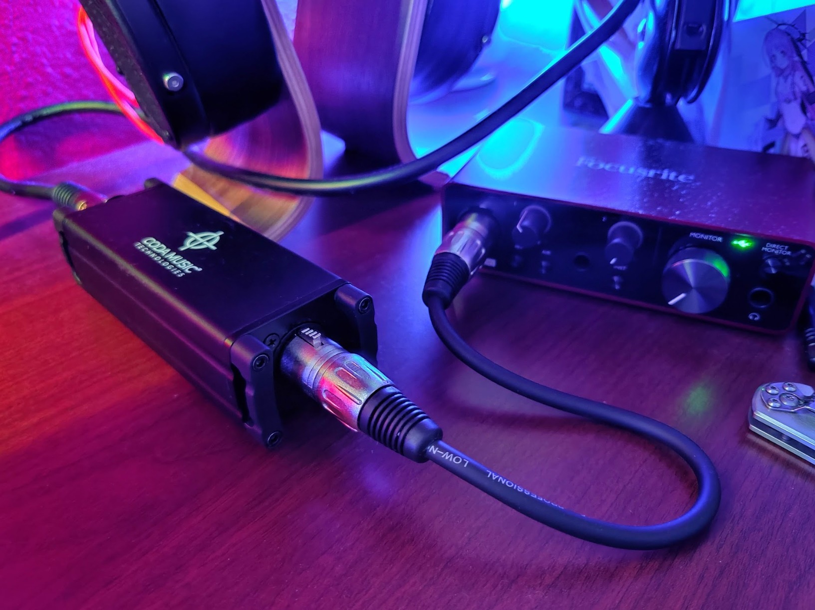 Coda MB-1 Mic Preamp for Vocal Recording - 25dB Microphone Preamplifier with 48V Phantom Power, Ultra-Clean XLR Preamp for Dynamic Mics, Podcast, Broadcast, Studio customer photo 1