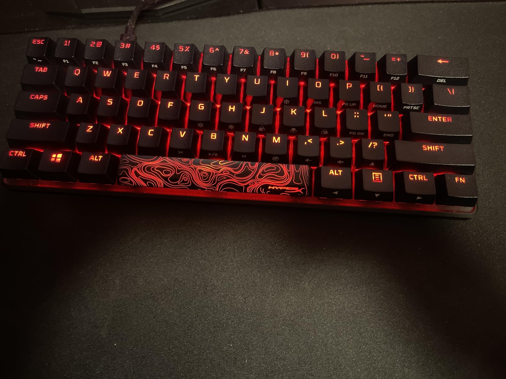 HyperX Alloy Origins 60 - Mechanical Gaming Keyboard, Ultra Compact 60% Form Factor, Double Shot PBT Keycaps, RGB LED Backlit, NGENUITY Software Compatible - Linear HyperX Red Switch, Black customer photo 1