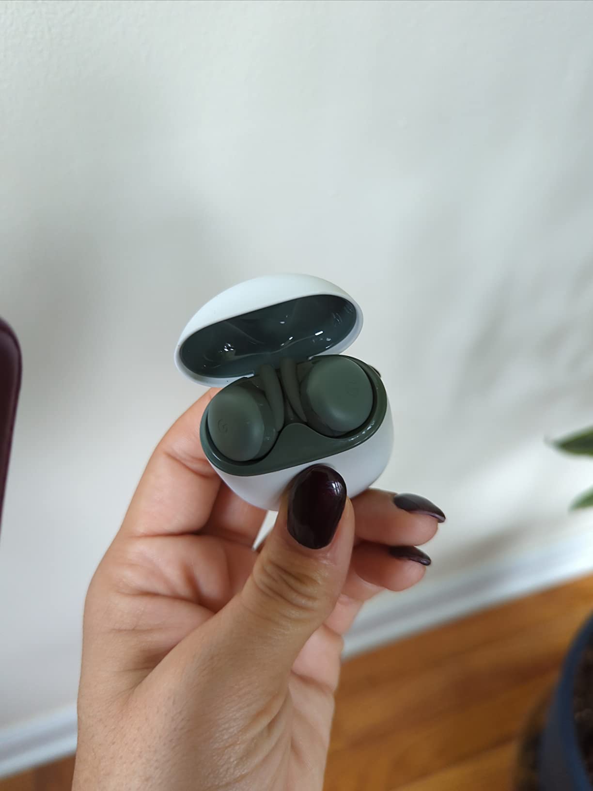 Pixel Buds A-Series - Wireless Earbuds - Headphones with Bluetooth - Compatible with Android - Clearly White customer photo 1
