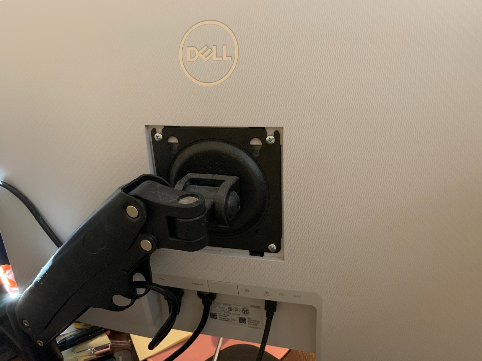 Dell S2722DZ 27 inch Work From Home Monitor, Video Conferencing Features - Built-In Camera, Noise-Cancelling Dual Microphones, USB-C connectivity, QHD - Silver customer photo 2