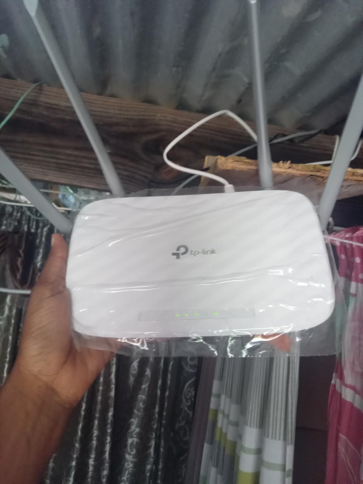 TP-Link AC1200 WiFi Router Dual Band Wireless Internet Router (Archer A54) | 4 x 10/100 Mbps Fast Ethernet Ports, EasyMesh Compatible, Support Guest WiFi, Access Point Mode, IPv6 & Parental Controls customer photo 2