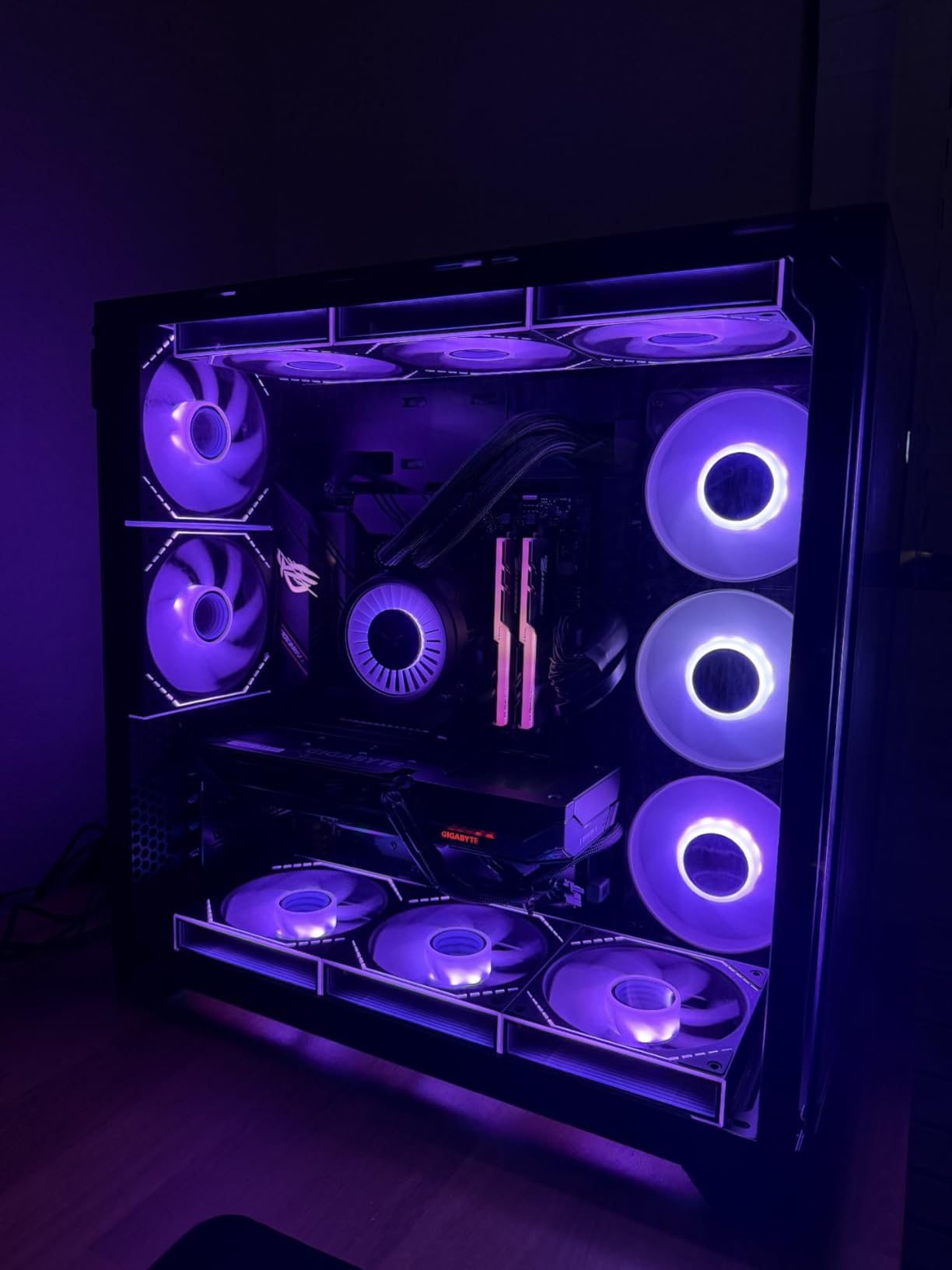Asus ROG Strix B550-F Gaming WiFi II AMD AM4 (3rd Gen Ryzen) ATX Gaming Motherboard (PCIe 4.0, WiFi 6E, 2.5Gb LAN, BIOS Flashback, HDMI 2.1, Addressable Gen 2 RGB Header and Aura Sync) customer photo 1