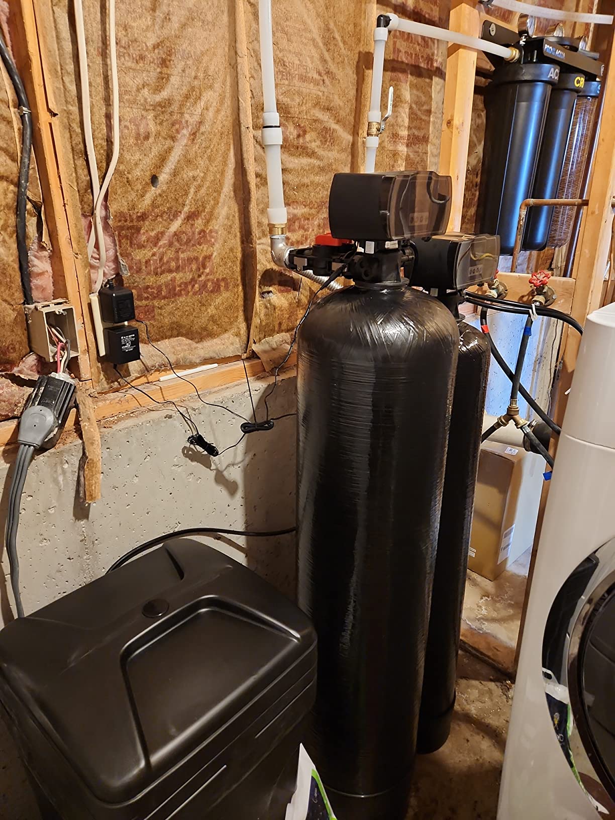 PRO+AQUA Elite 5-Stage Whole House Water Softener and Filter Bundle System for Well Water | Reduces Heavy Metals, Iron, Sulfur, Sediment, Chlorine, and More | Ideal for 3-4 Bathrooms customer photo 2