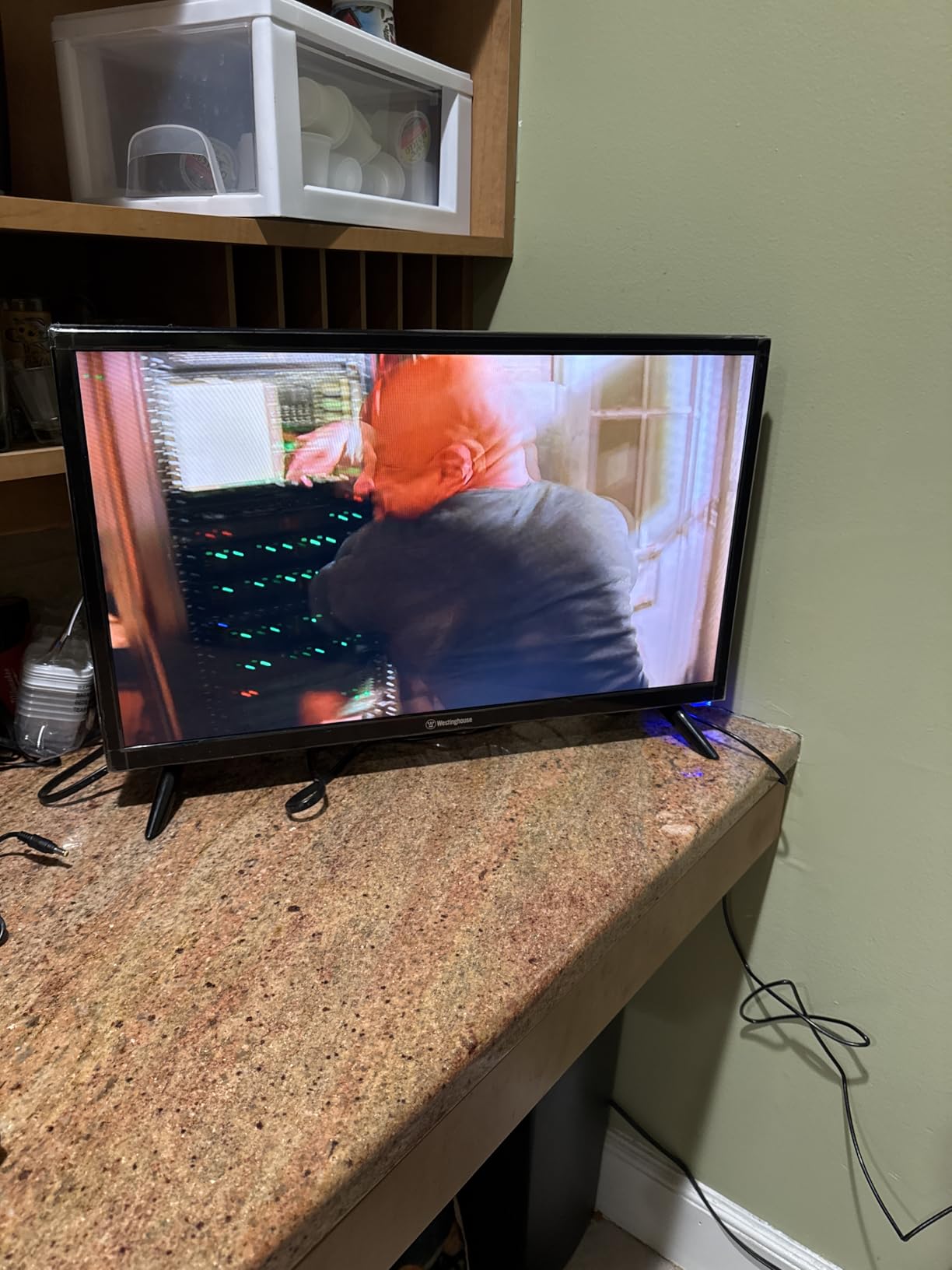 Westinghouse 32 Inch TV, HD LED Small Flat Screen Non-Smart Television, Works with Fire Stick, Roku, Apple TV, TiVo, Xumo, and Streaming Devices (2026 Model) customer photo 2