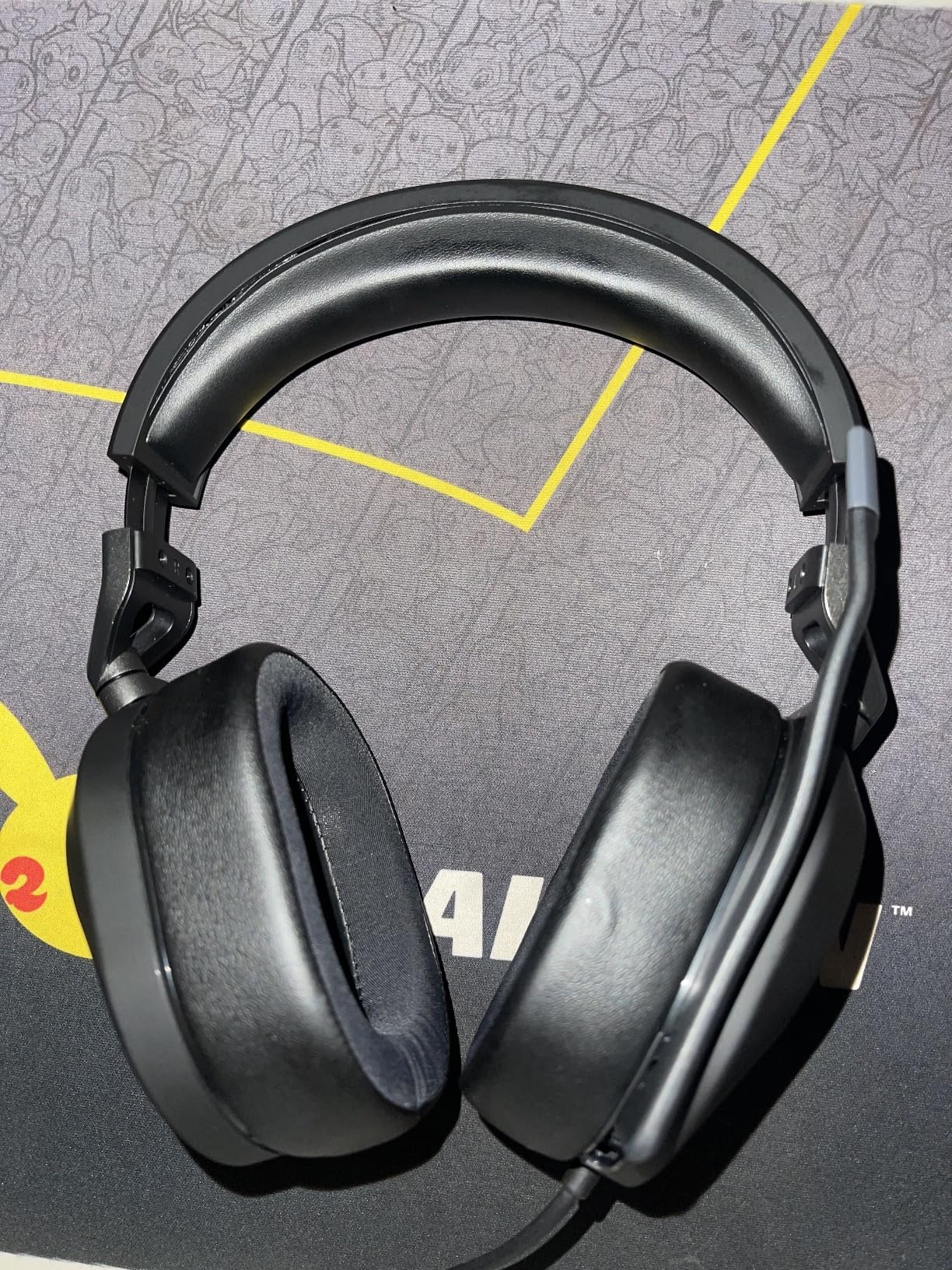 Corsair HS65 Surround Multiplatform Wired Gaming Headset - Dolby Atmos - SonarWorks SoundID - iCUE Compatible - PC, Mac, PS5, PS4, Xbox, Nintendo Switch, Mobile - Carbon customer photo 2
